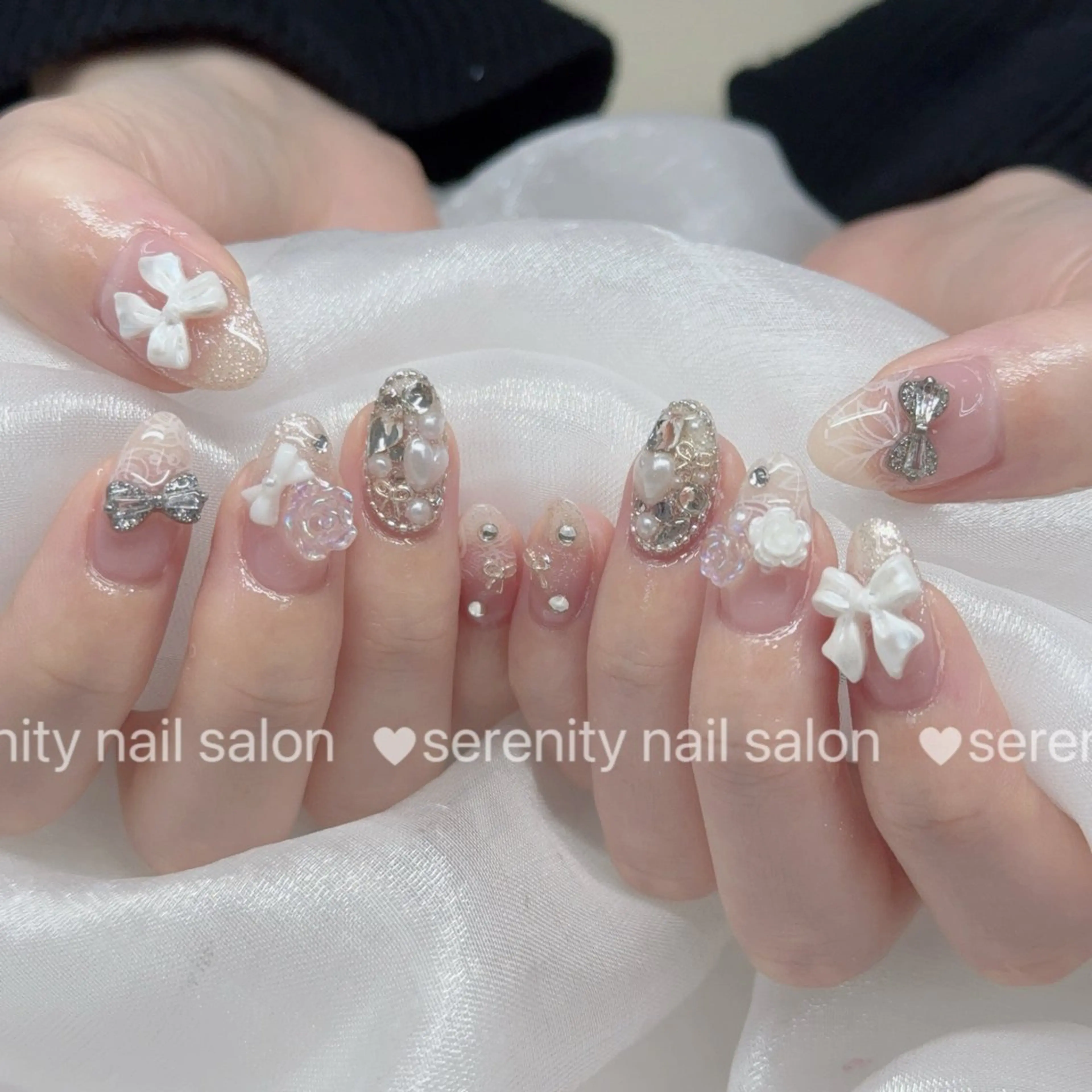 ネイル チークネイル 長さ出し フレンチネイル ジェルネイル キラキラネイル ハンドネイル ハンドケア ✨Serenity Nail salonのネイルデザイン