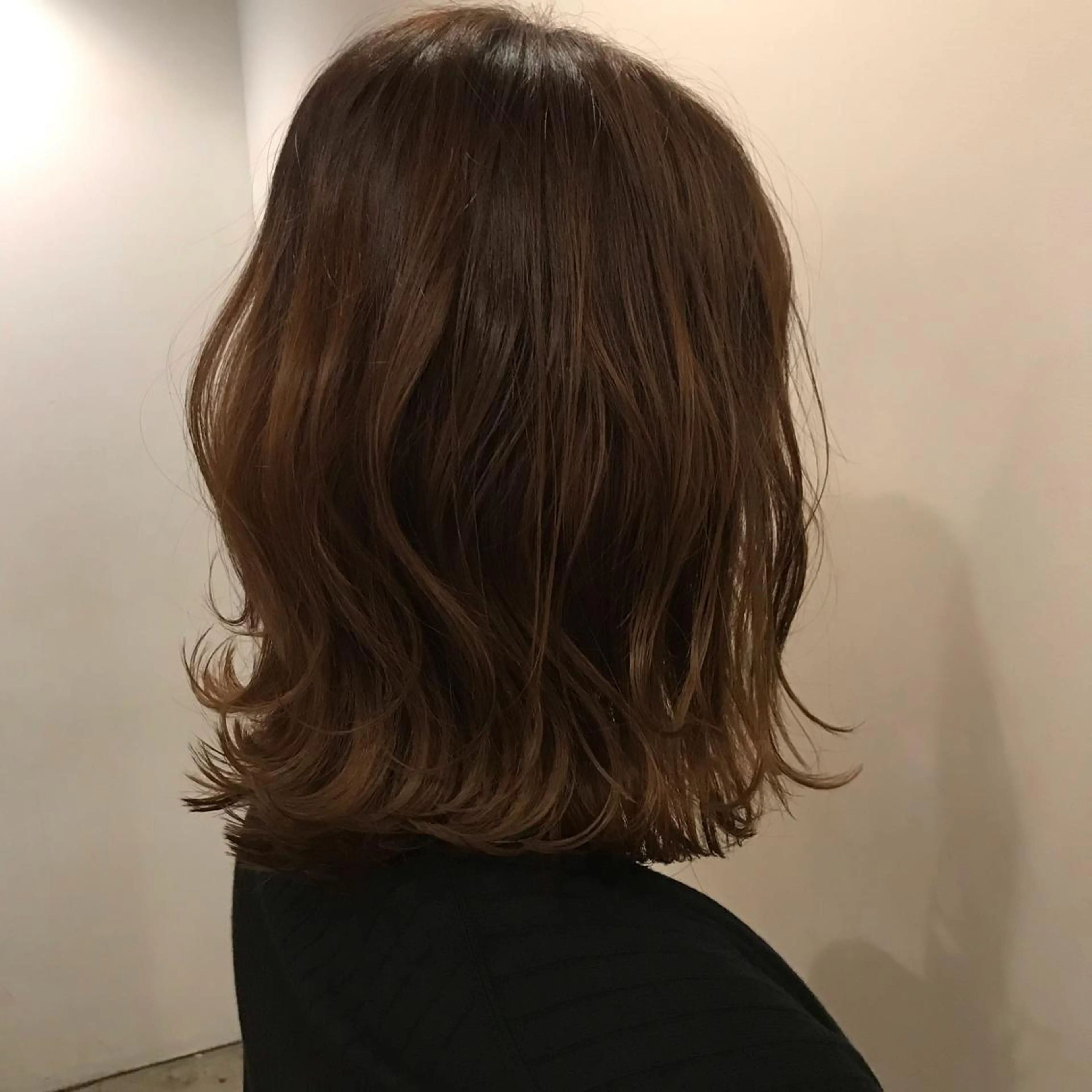 ミディアム カラー パーマ めざわ ゆうきのヘアスタイル