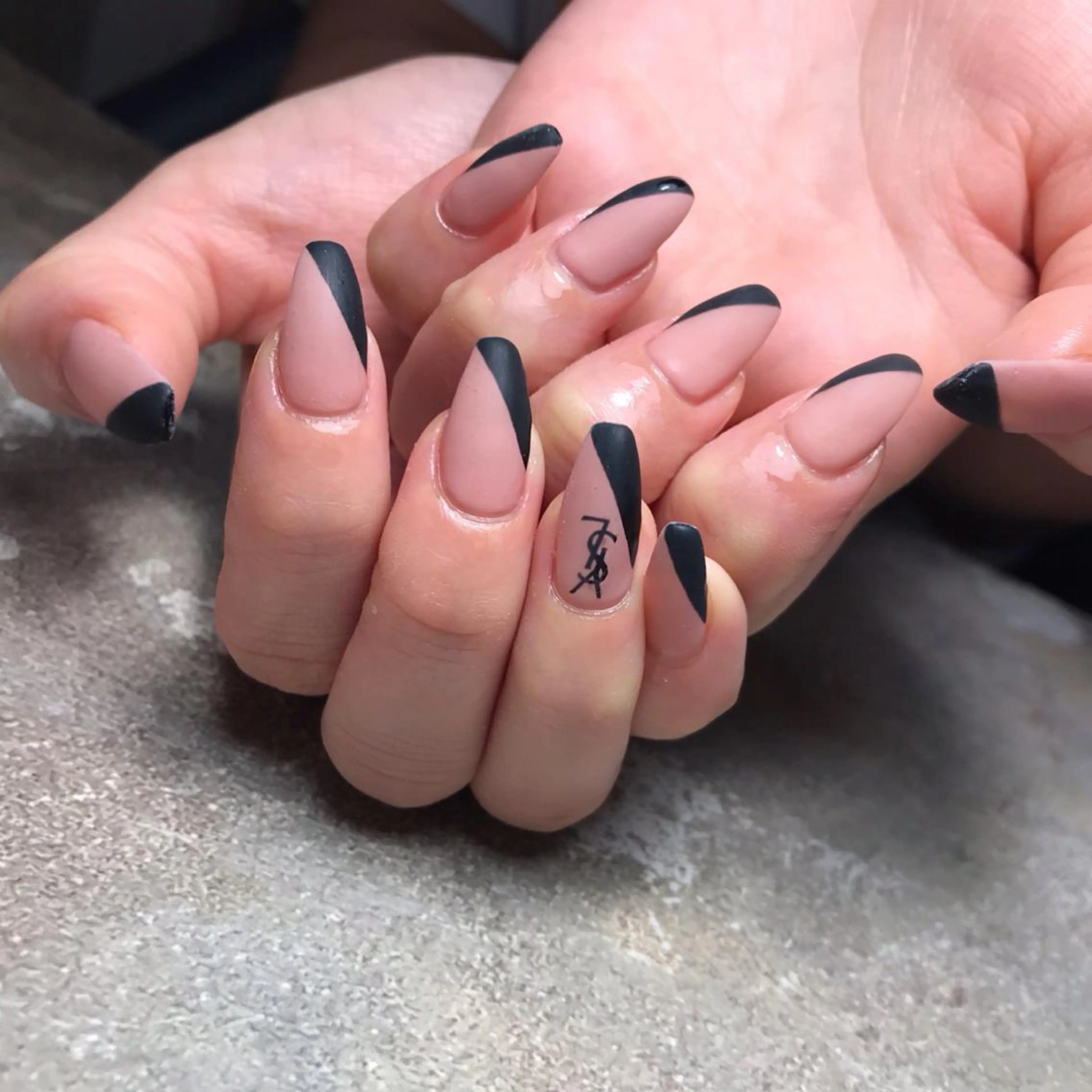 ネイル マットネイル ハンドネイル 💅 Ai.のネイルデザイン