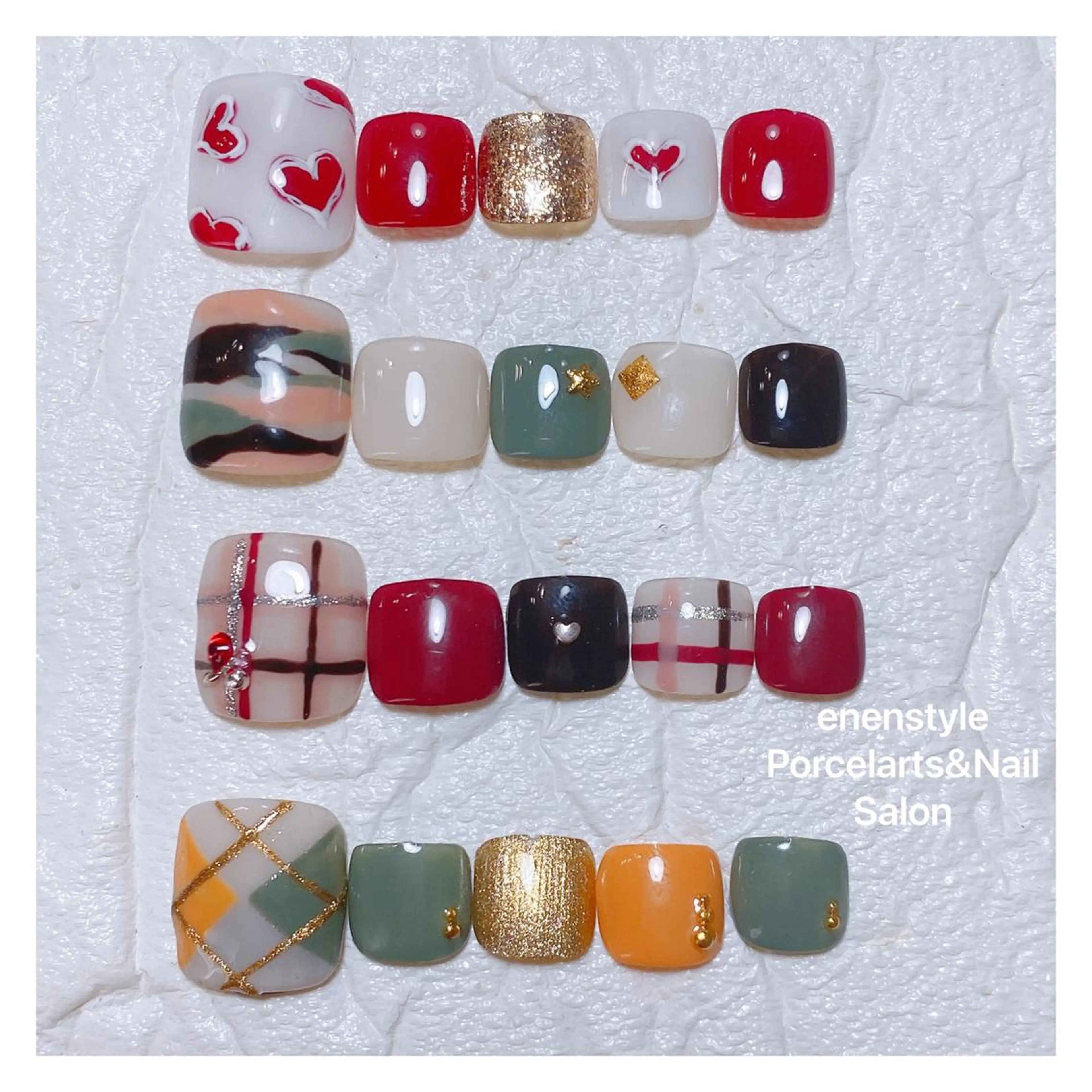 ミディアム ネイル ハンドネイル フットネイル 👑enen style👑のネイルデザイン