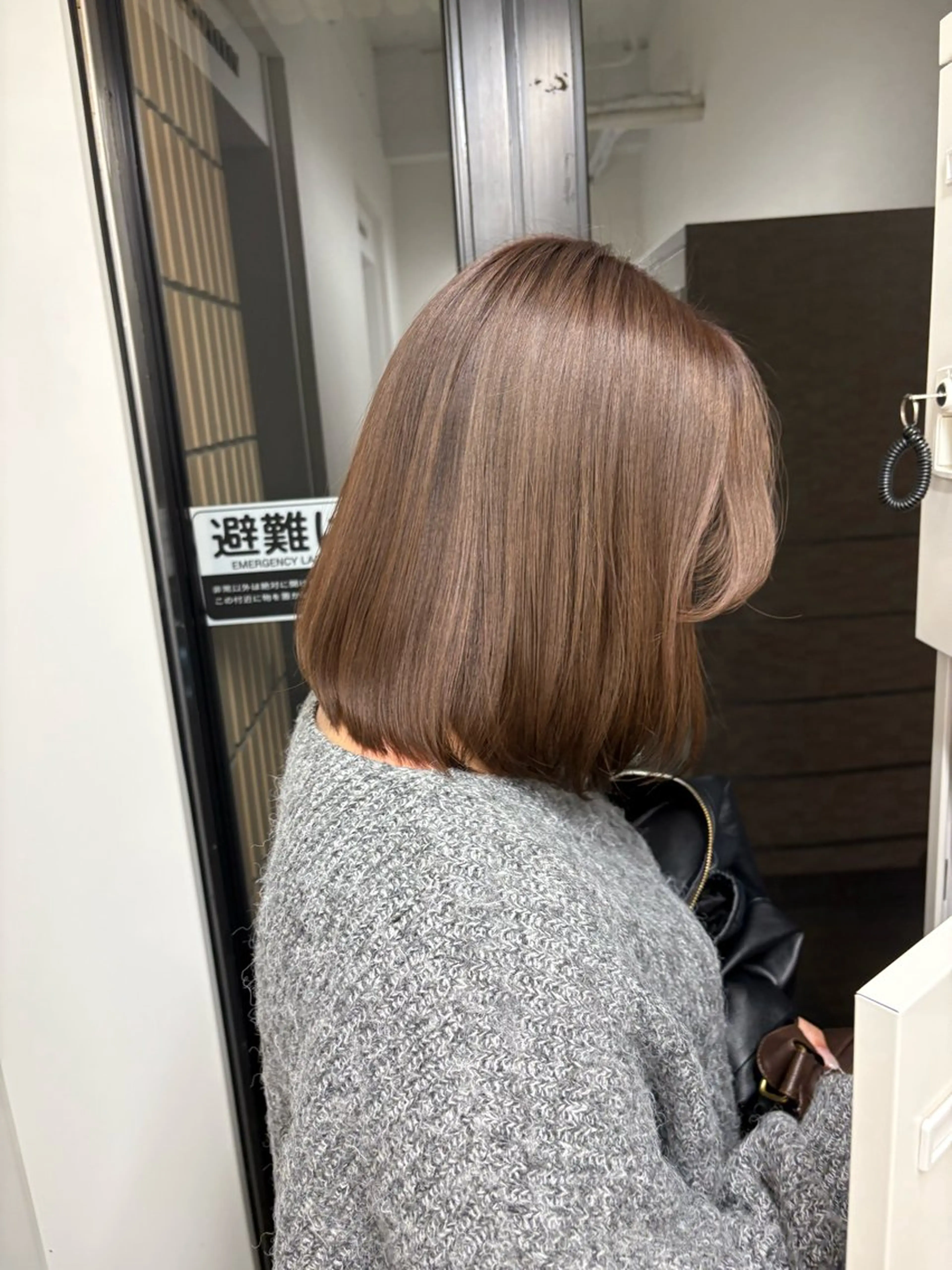 ミディアム カラー カット ヘアカラー トリートメント 似合わせヘア🪽 riko🐈‍⬛のヘアスタイル