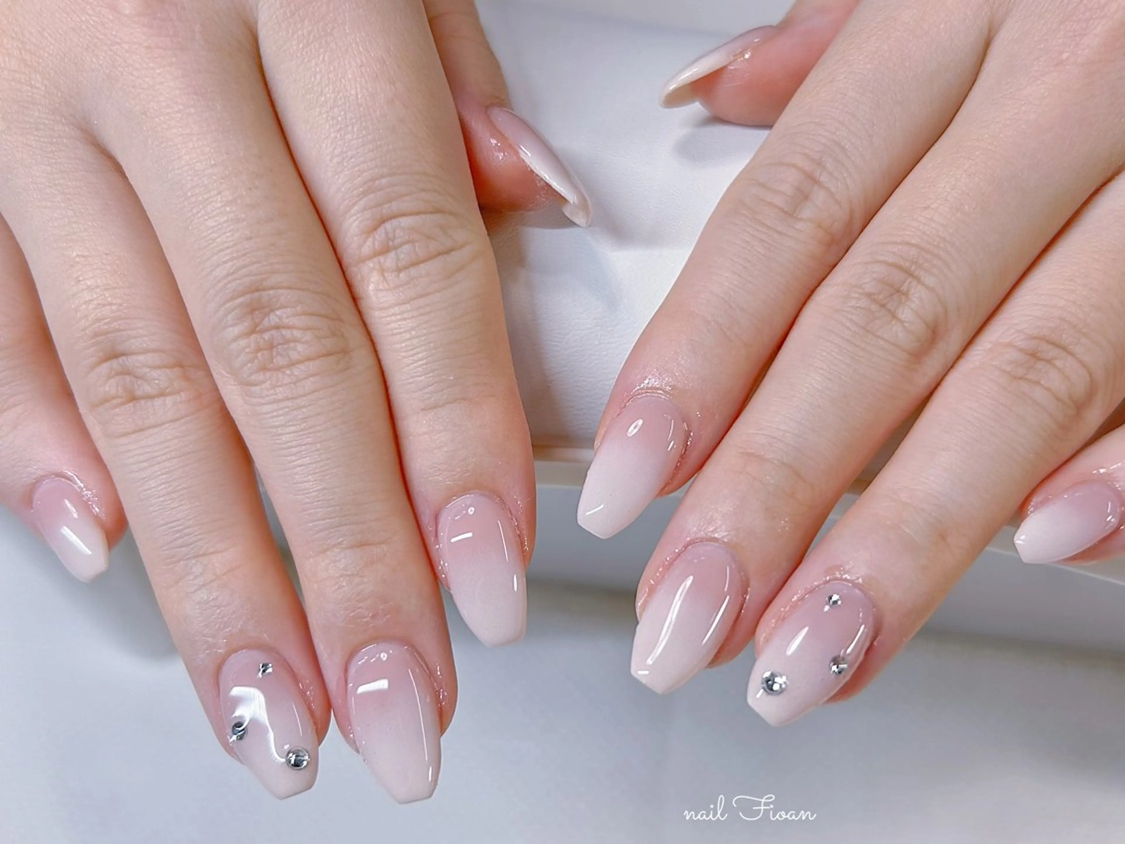 ネイル ハンドネイル ネイルサロン フィオナのネイルデザイン