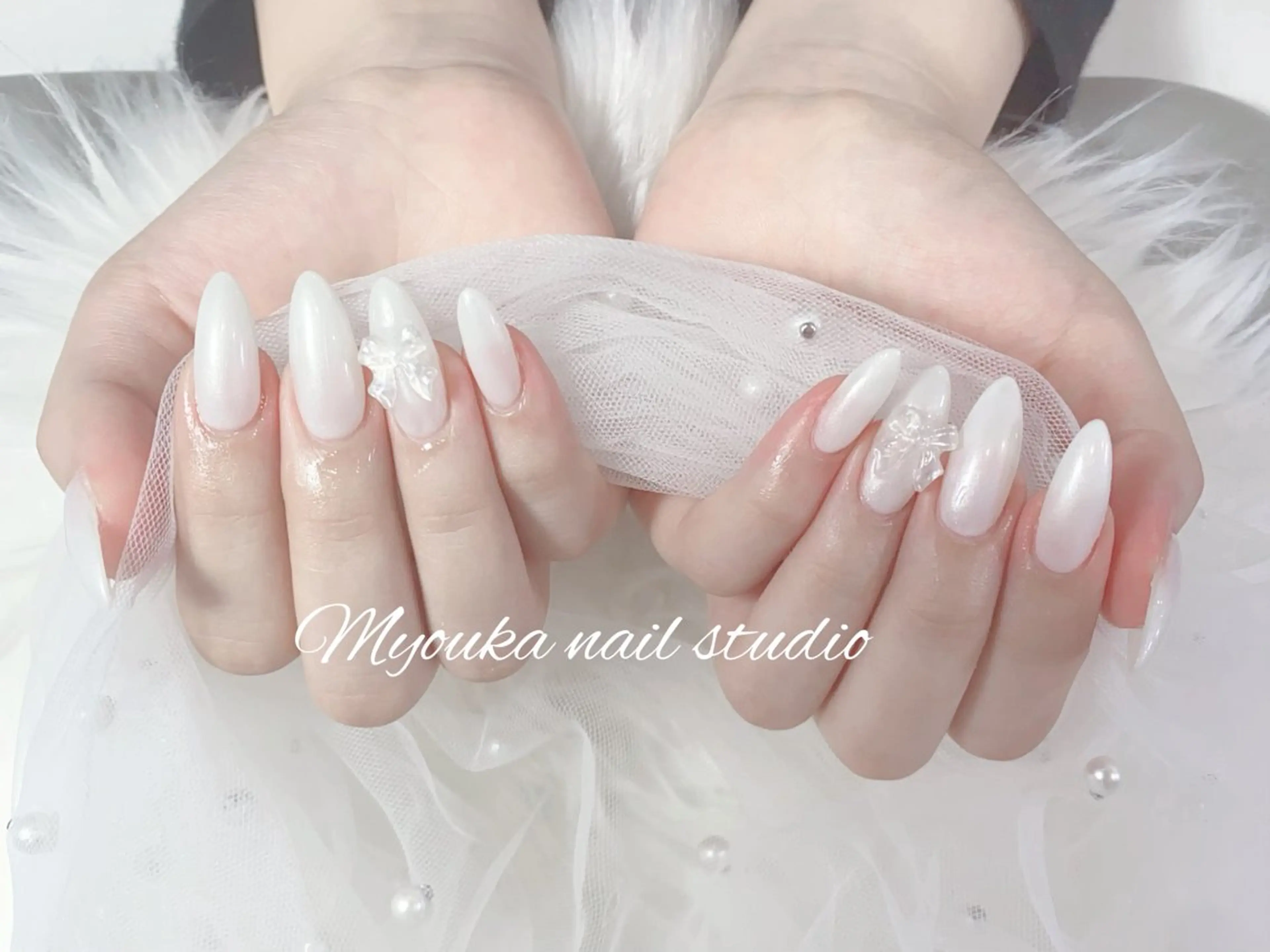 （初回ソフトジェルオフ無料）【チップスカルプ長さ出し】ワンカラー＋パーツ2本¥10880→¥7980にばの写真