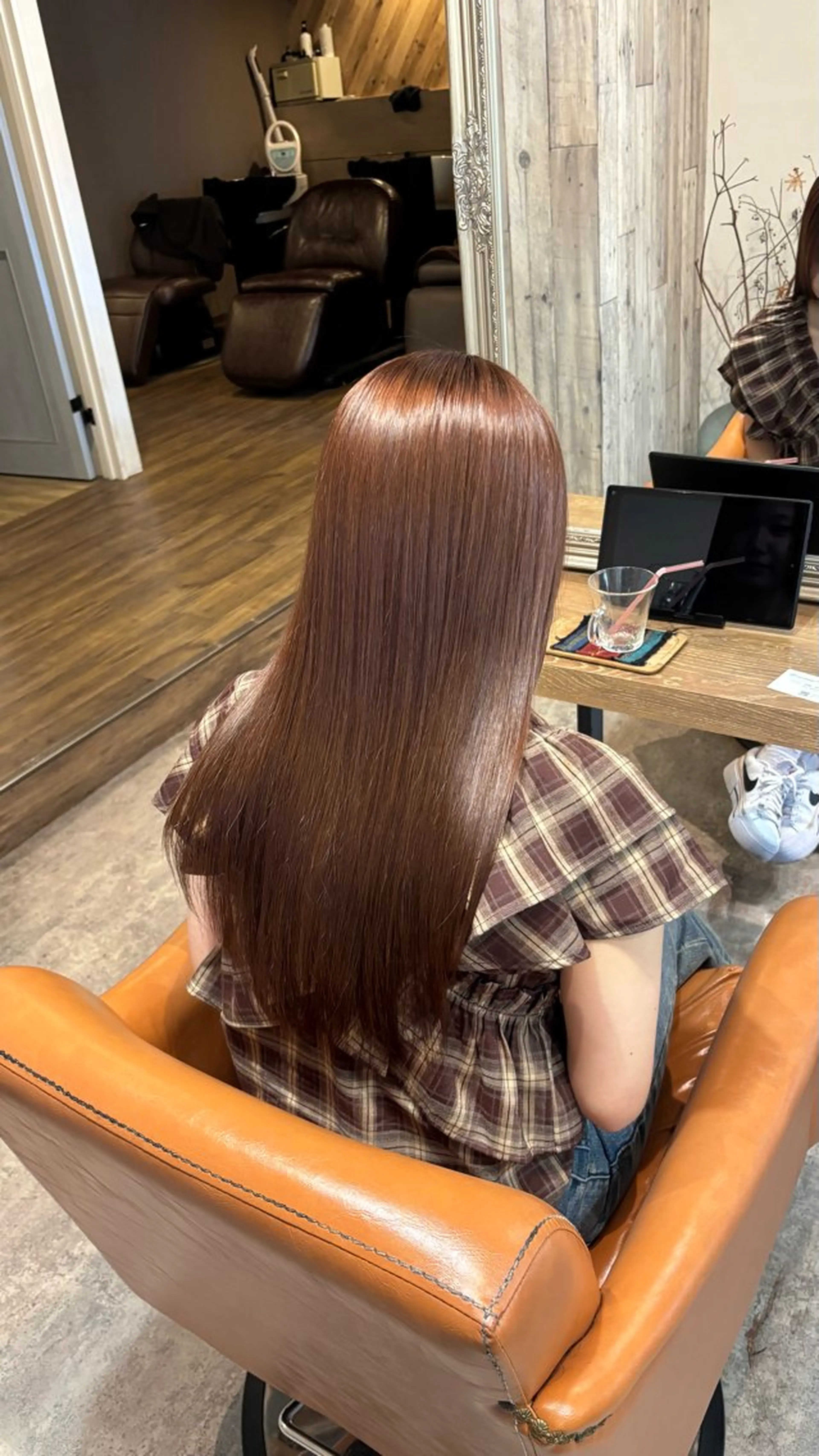 🧚🏻ストレート➕カラー➕トリートメント🫧の写真