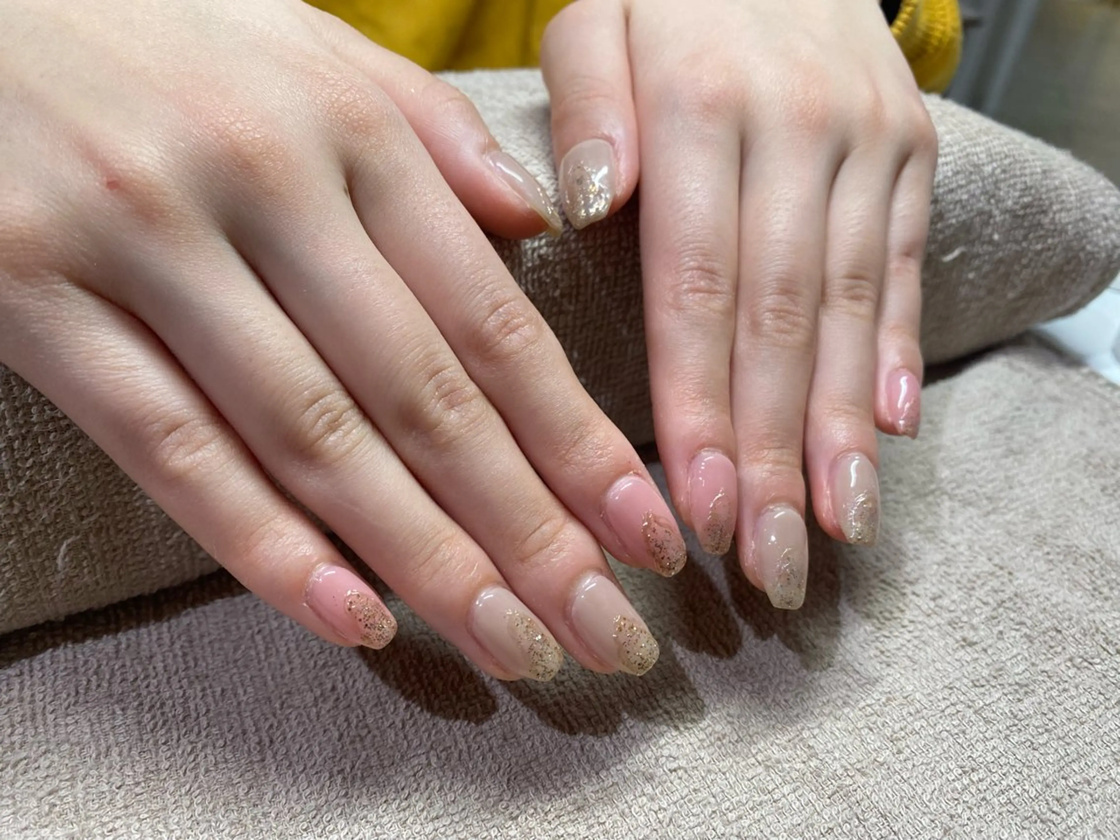 ネイル アートネイル フットネイル グラデーション ラメ(グリッター) ラメグラデーション nail今村 澪奈のネイルデザイン