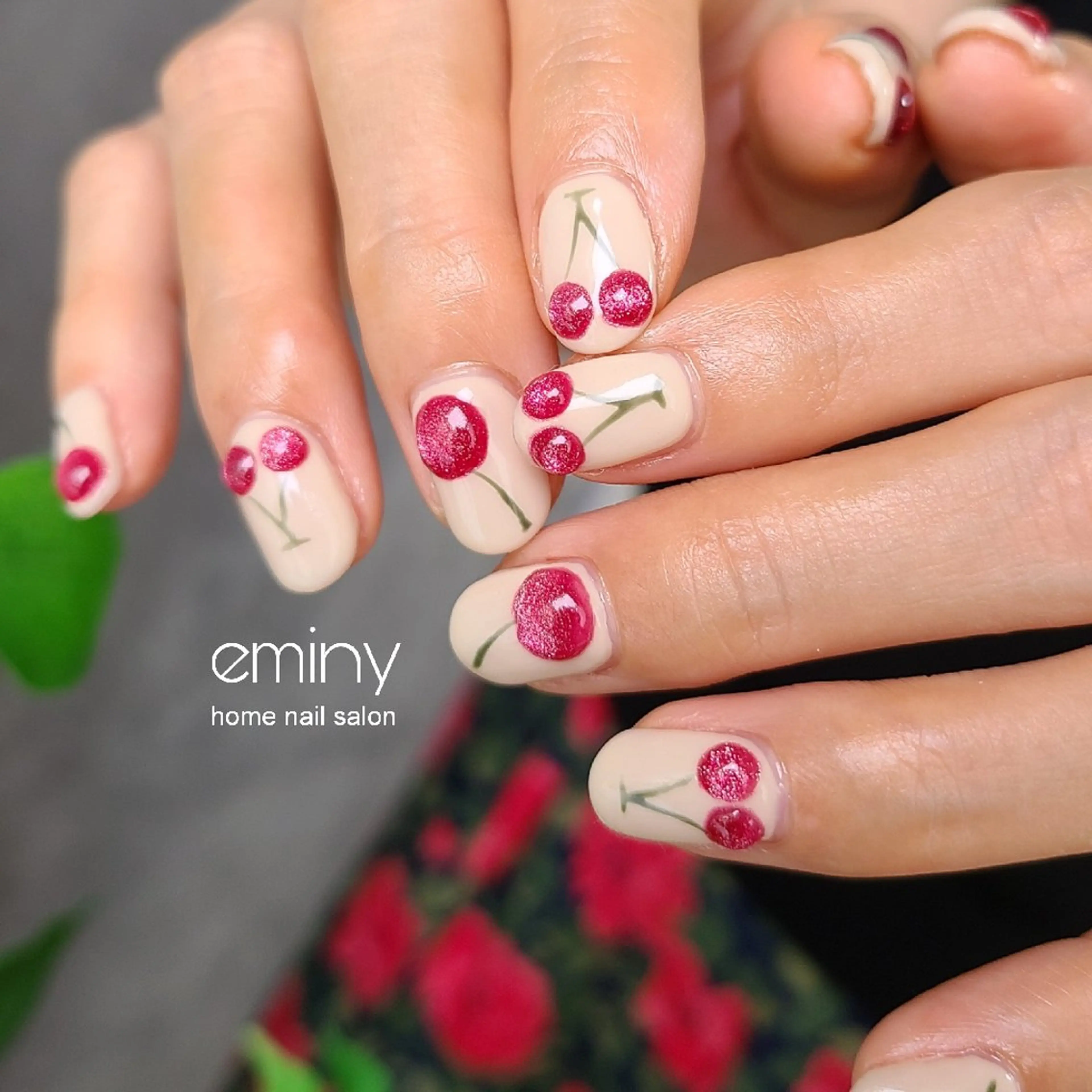 ネイル ジェルネイル 韓国ネイル マグネットネイル ぷっくりネイル ショートネイル ハンドネイル nail salon  eminyのネイルデザイン