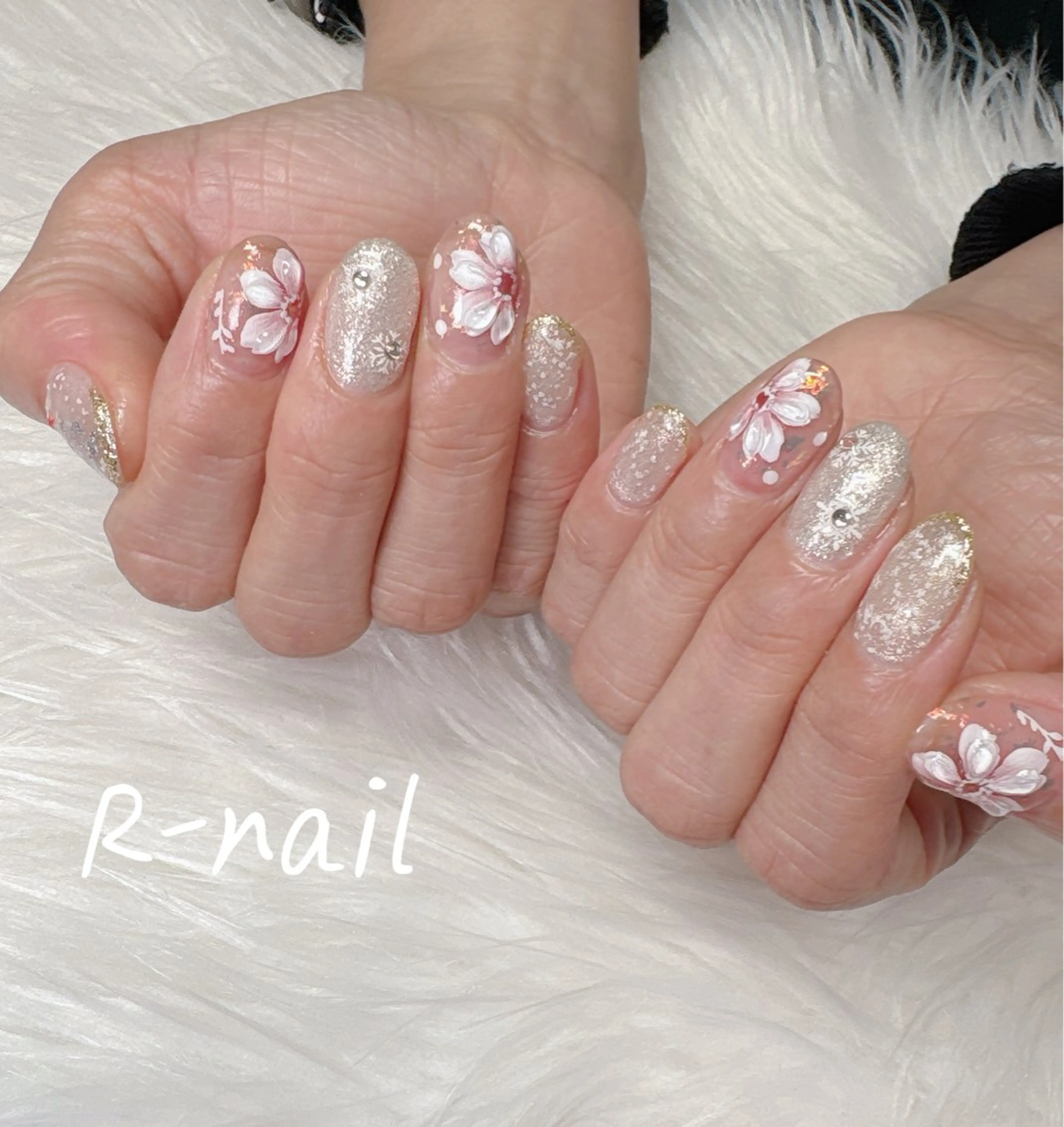 ネイル ハンドネイル R-nail salonのネイルデザイン