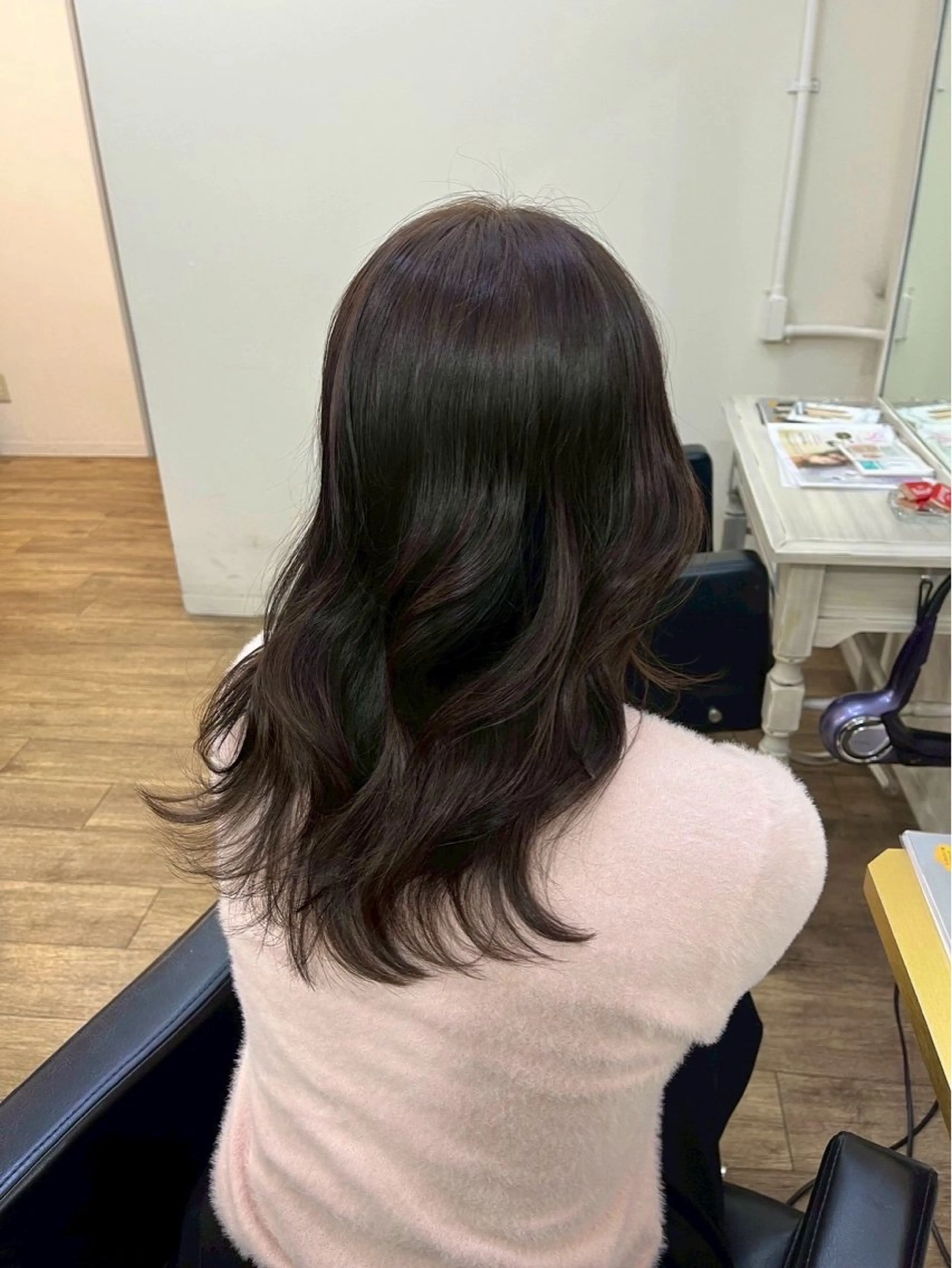 セミロング ヘアカラー kiy.by.ioe所属・新 心寧のヘアスタイル