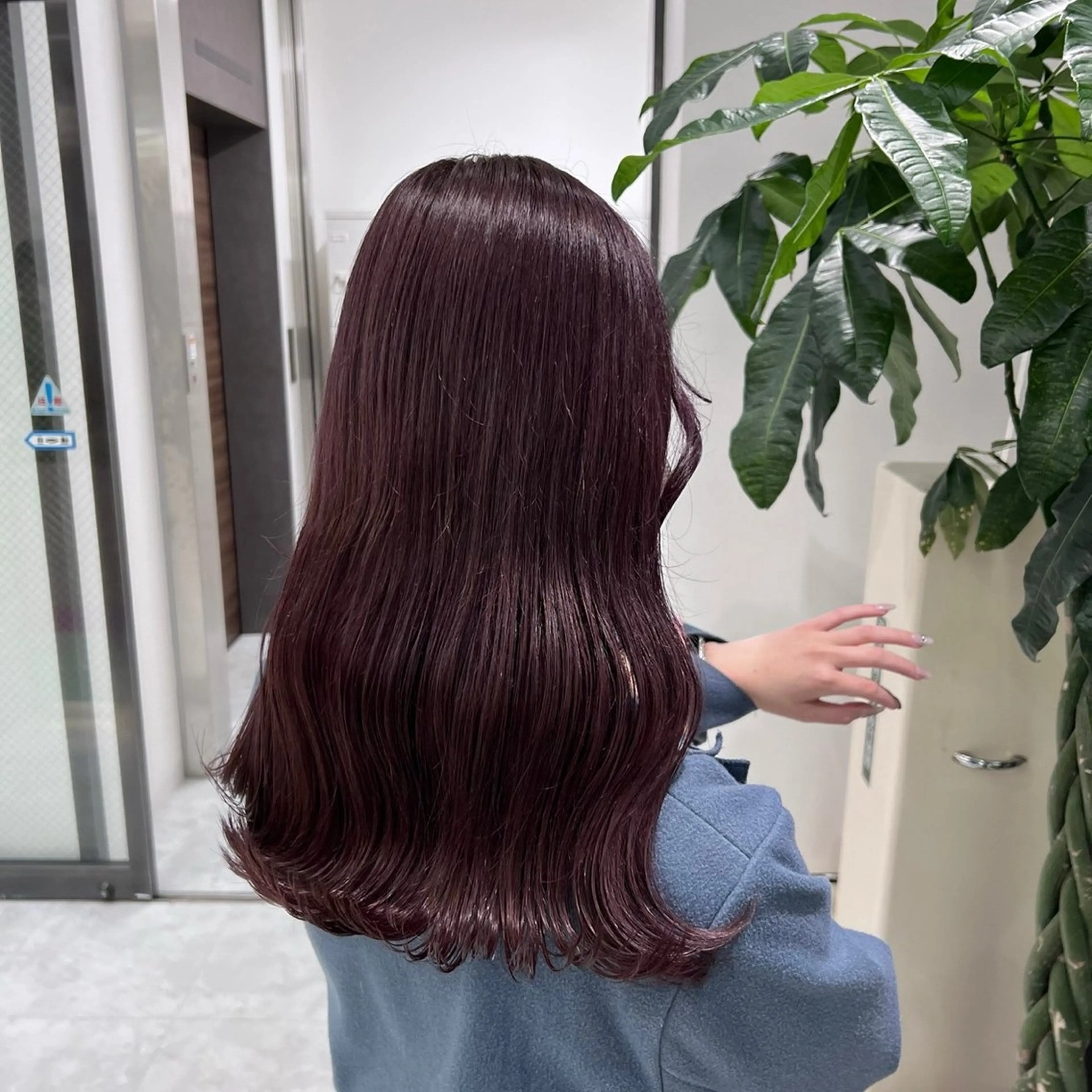 ロング カラー パーマ ヘアアレンジ メンズ 🤍透明感カラー🤍 ブリーチ🤍AINEのヘアスタイル