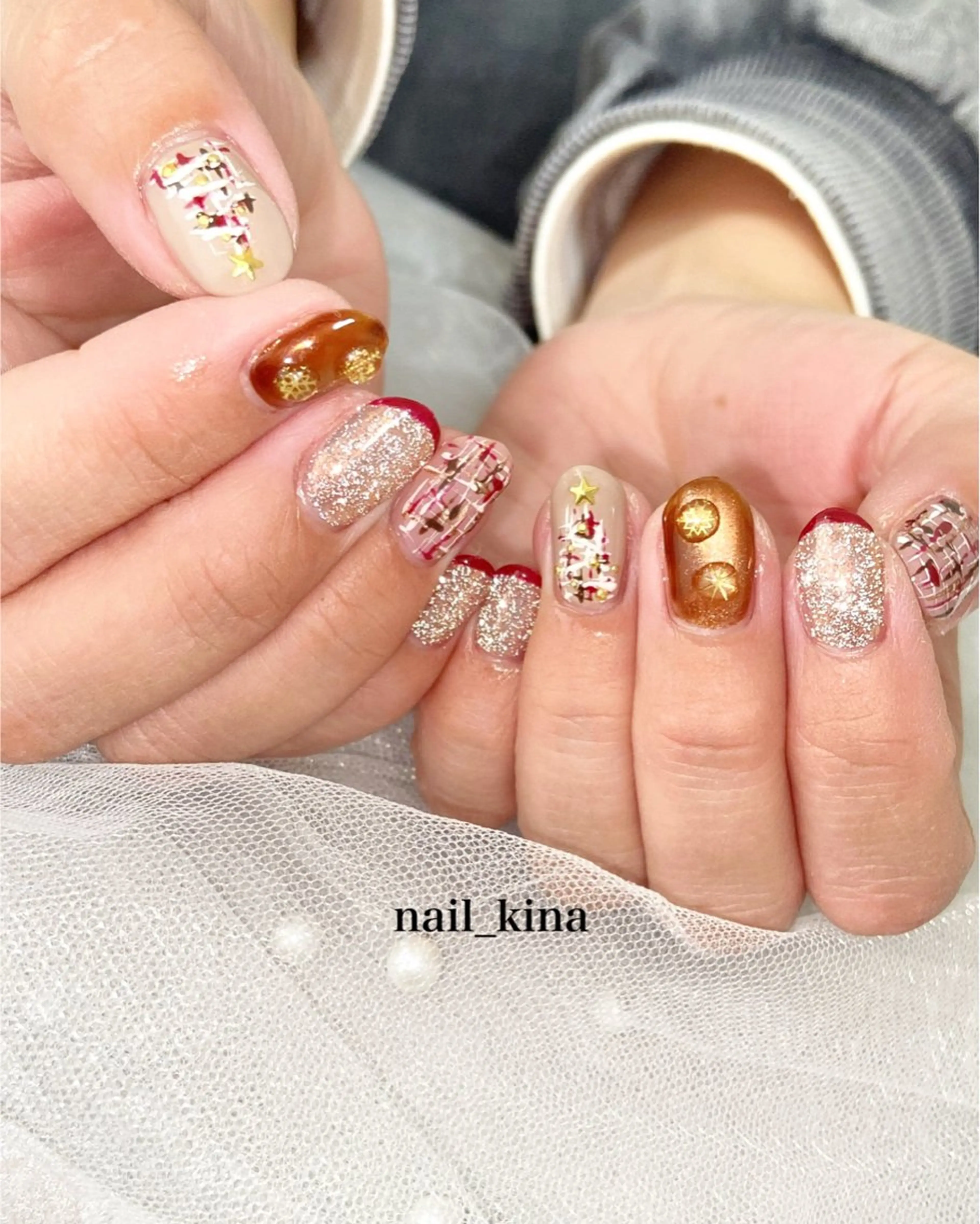 ネイル マグネットネイル ツイードネイル 冬ネイル クリスマス nail_ kinaのネイルデザイン