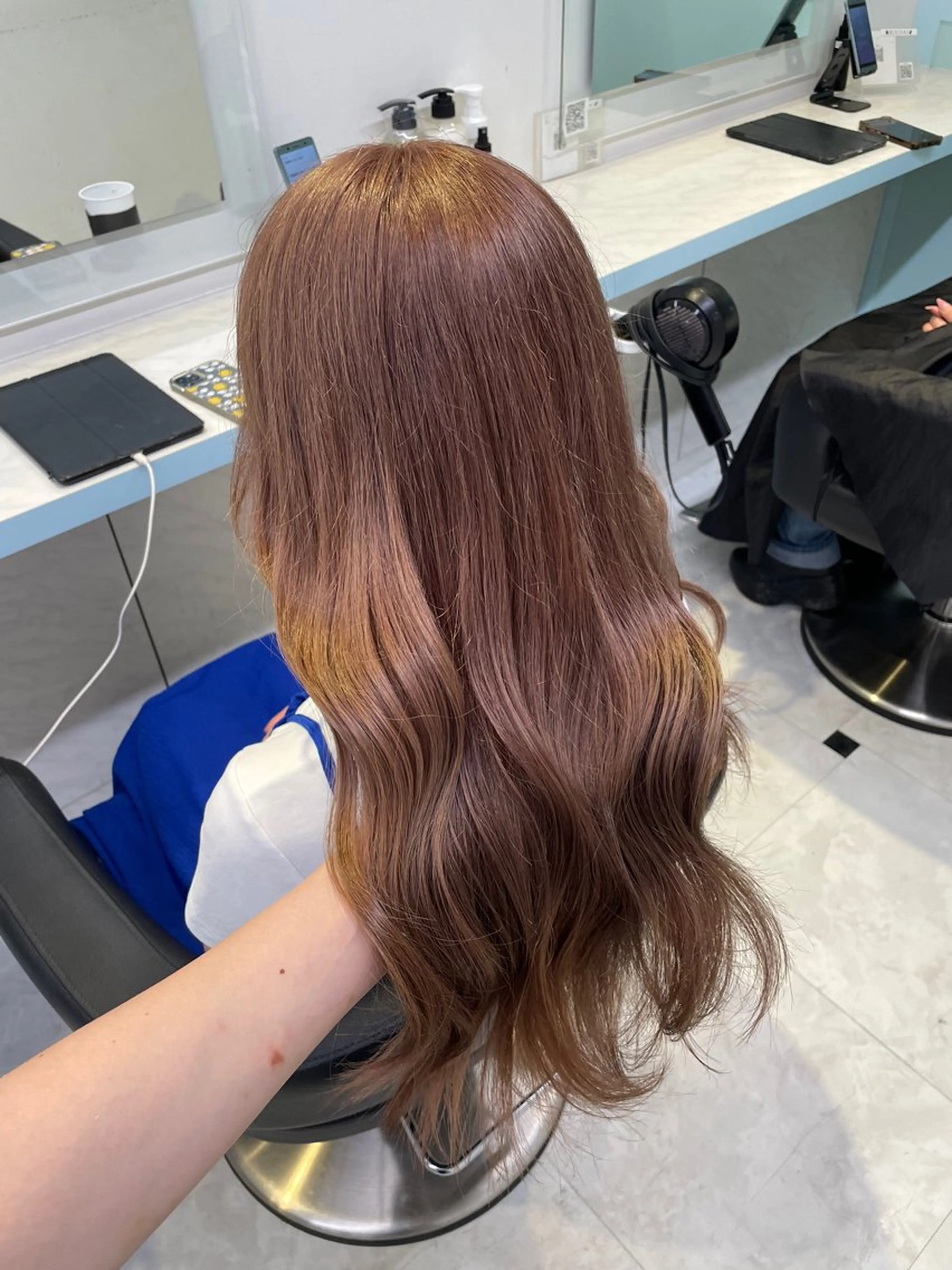 ロング カラー ハイトーン/韓国 レイヤー/るか🎀のヘアスタイル