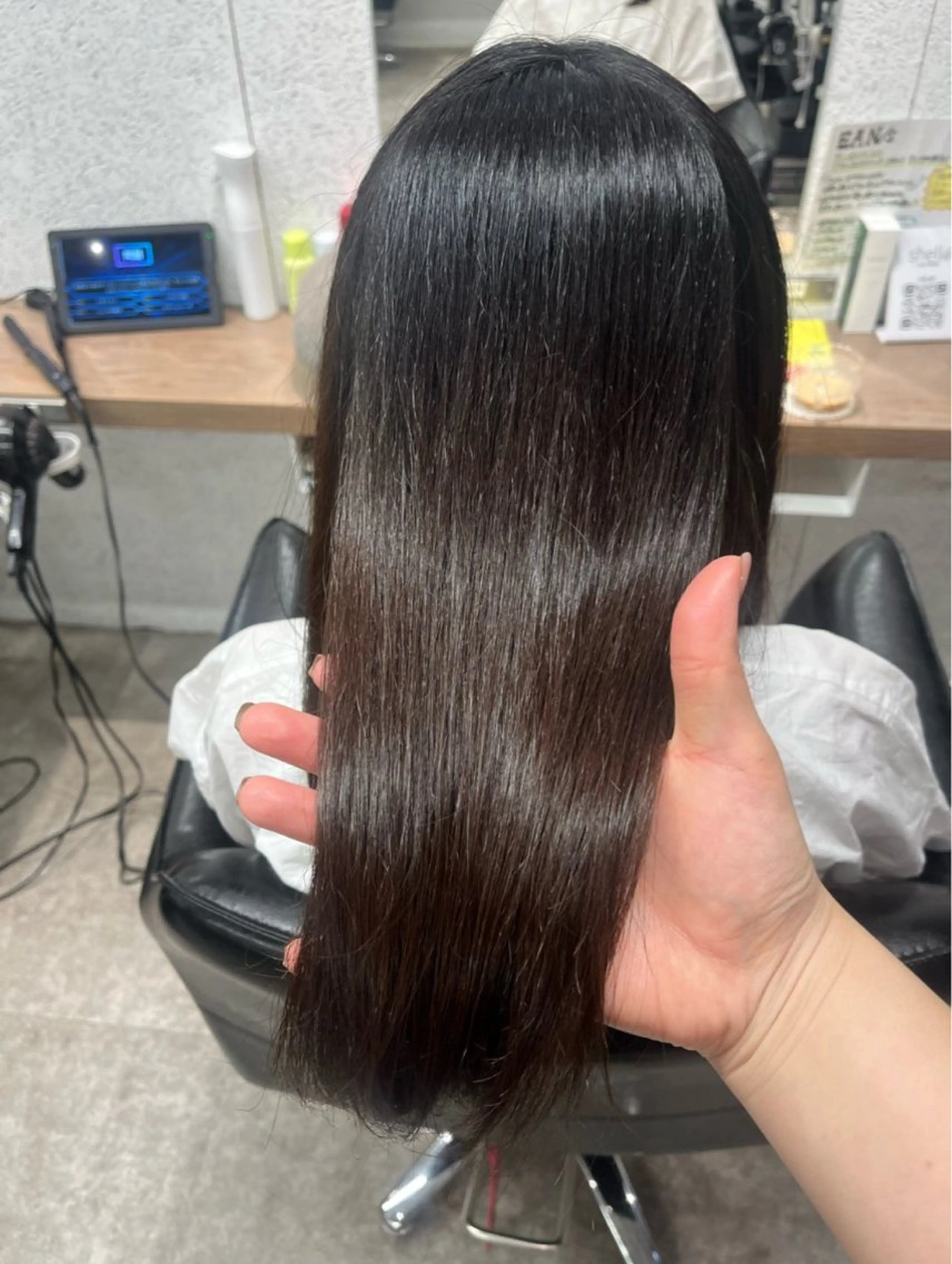 セミロング カラー 🍓艶髪/艶カラー ハイトーン/しんたにのヘアスタイル