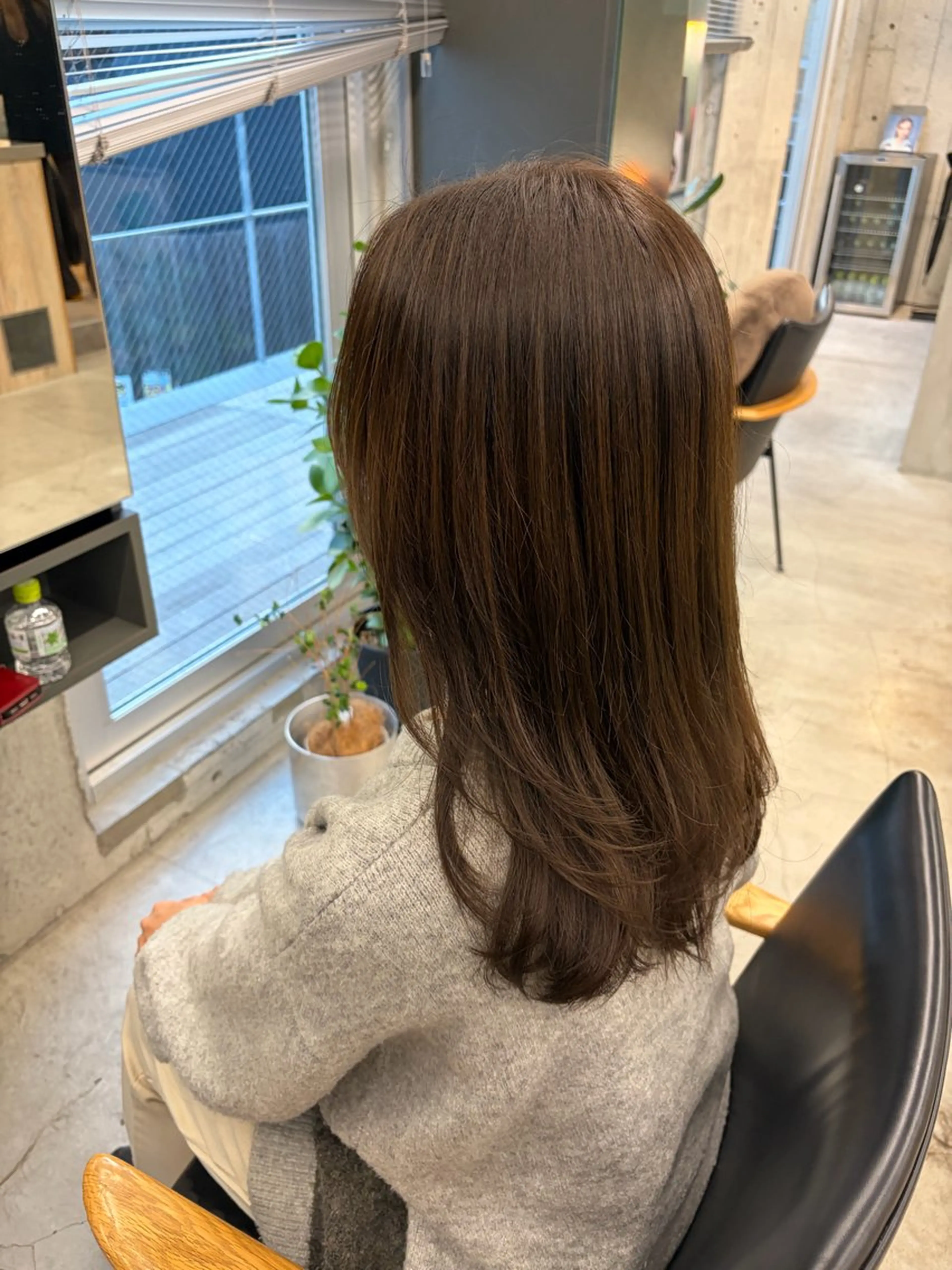 セミロング カット ヘアカラー トリートメント 頭皮につけないカラー /白髪ぼかし/実加永のヘアスタイル