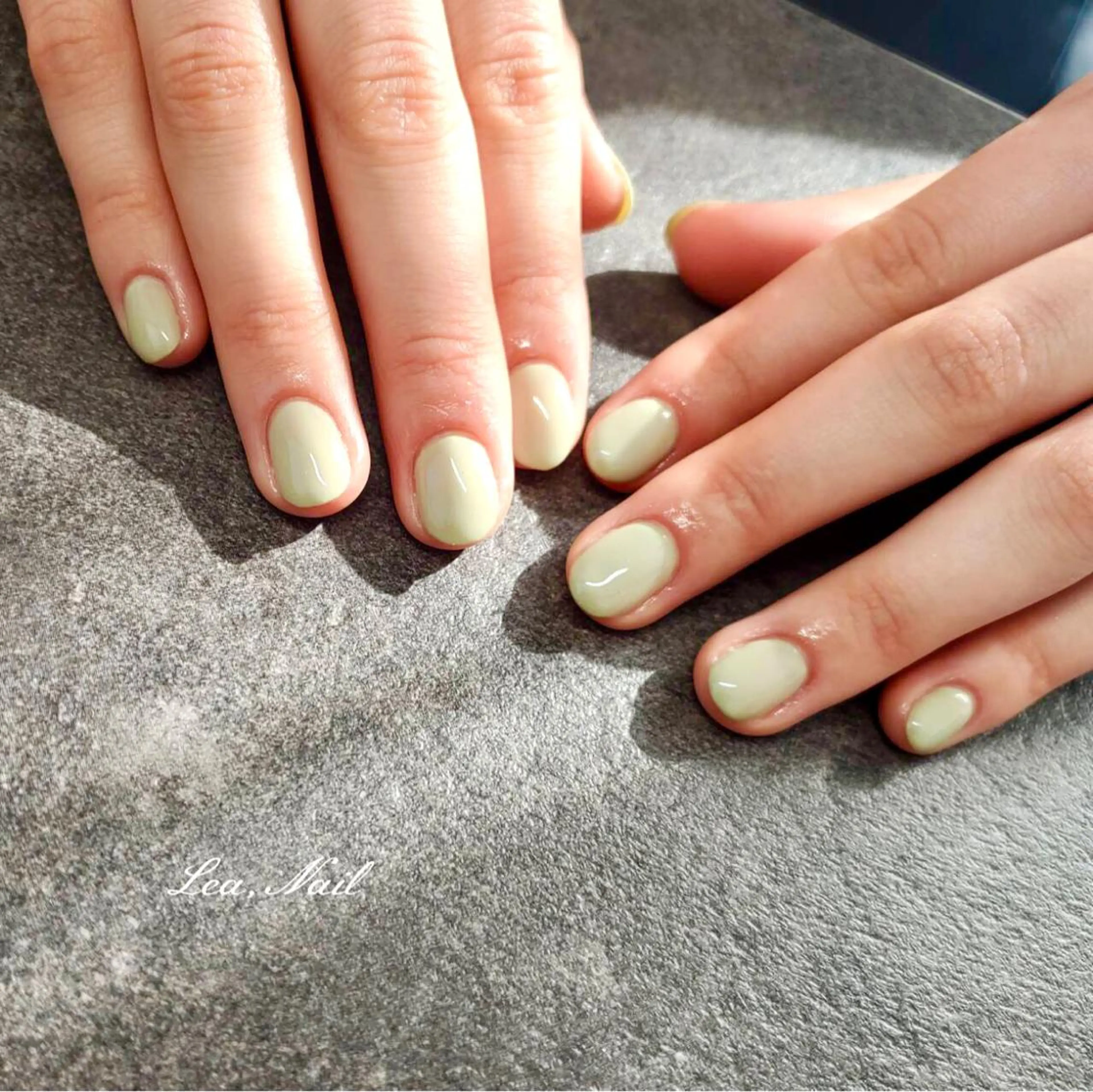 ネイル ワンカラーネイル Lea,Nail所属・松橋 愛のネイルデザイン