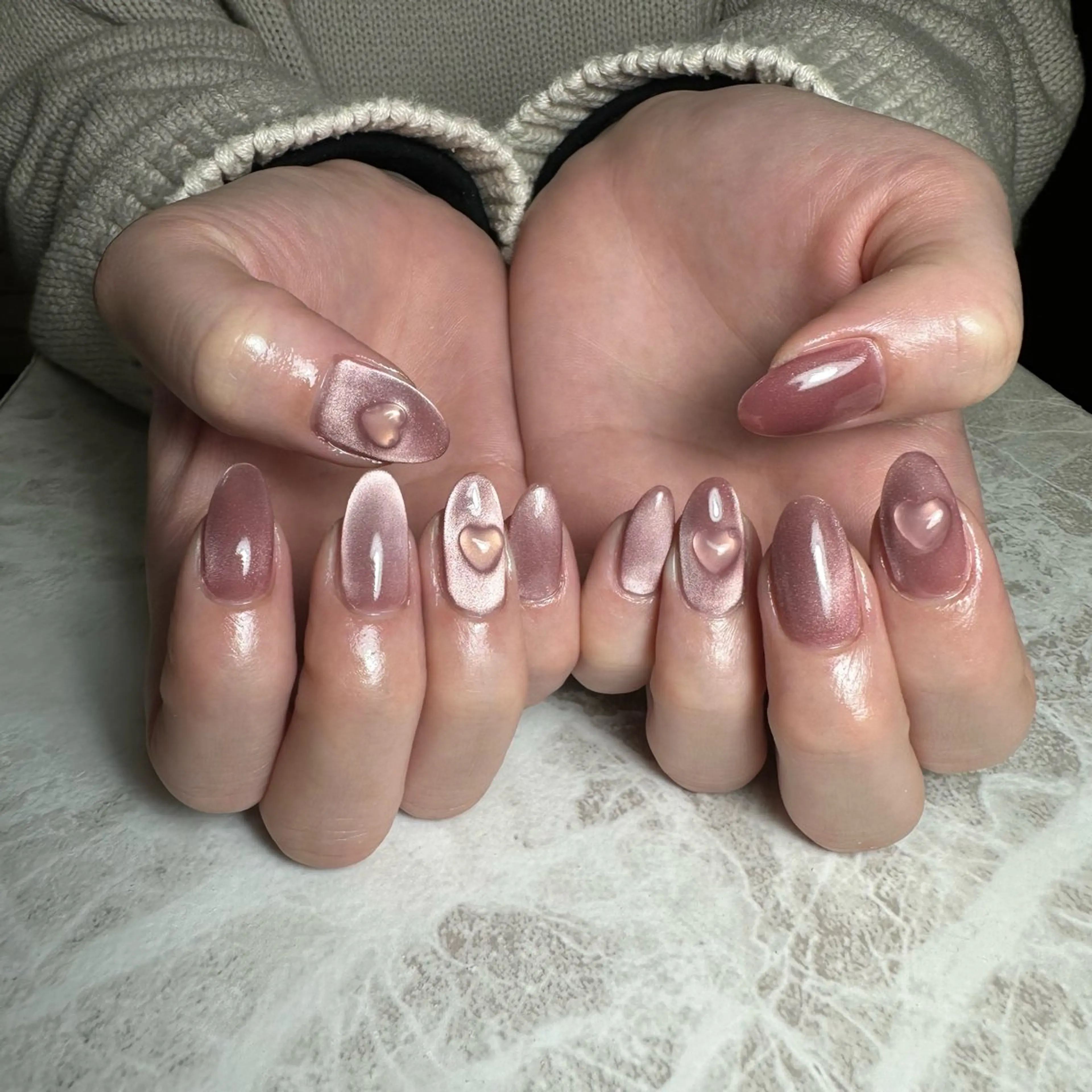 ネイル ハンドネイル repos~ルポ~所属・里見 麗のネイルデザイン