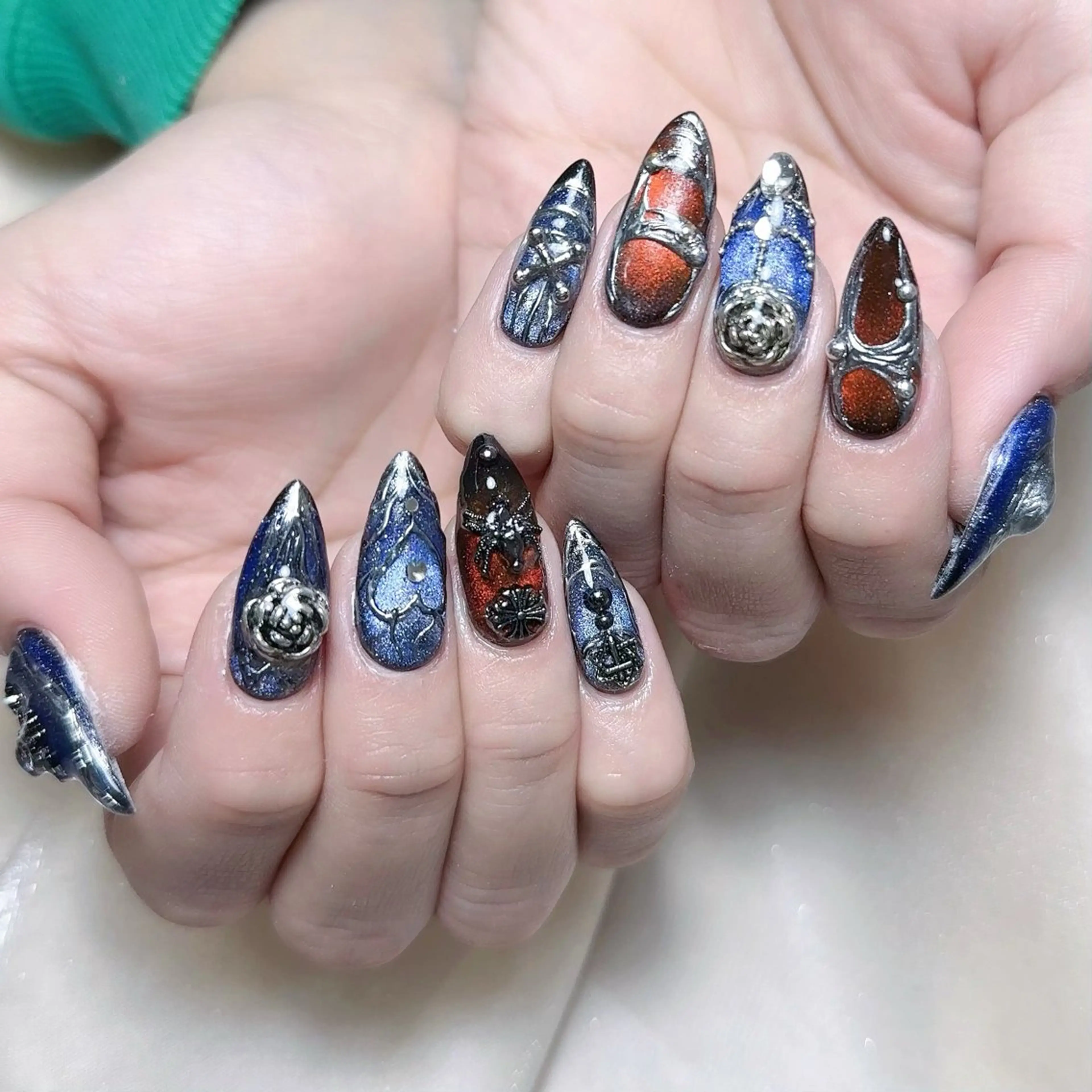 メンズ ネイル メンズ韓国風 アートネイル オーロラネイル ガーリー キラキラネイル ハンドネイル Nail salon 木にいるのネイルデザイン