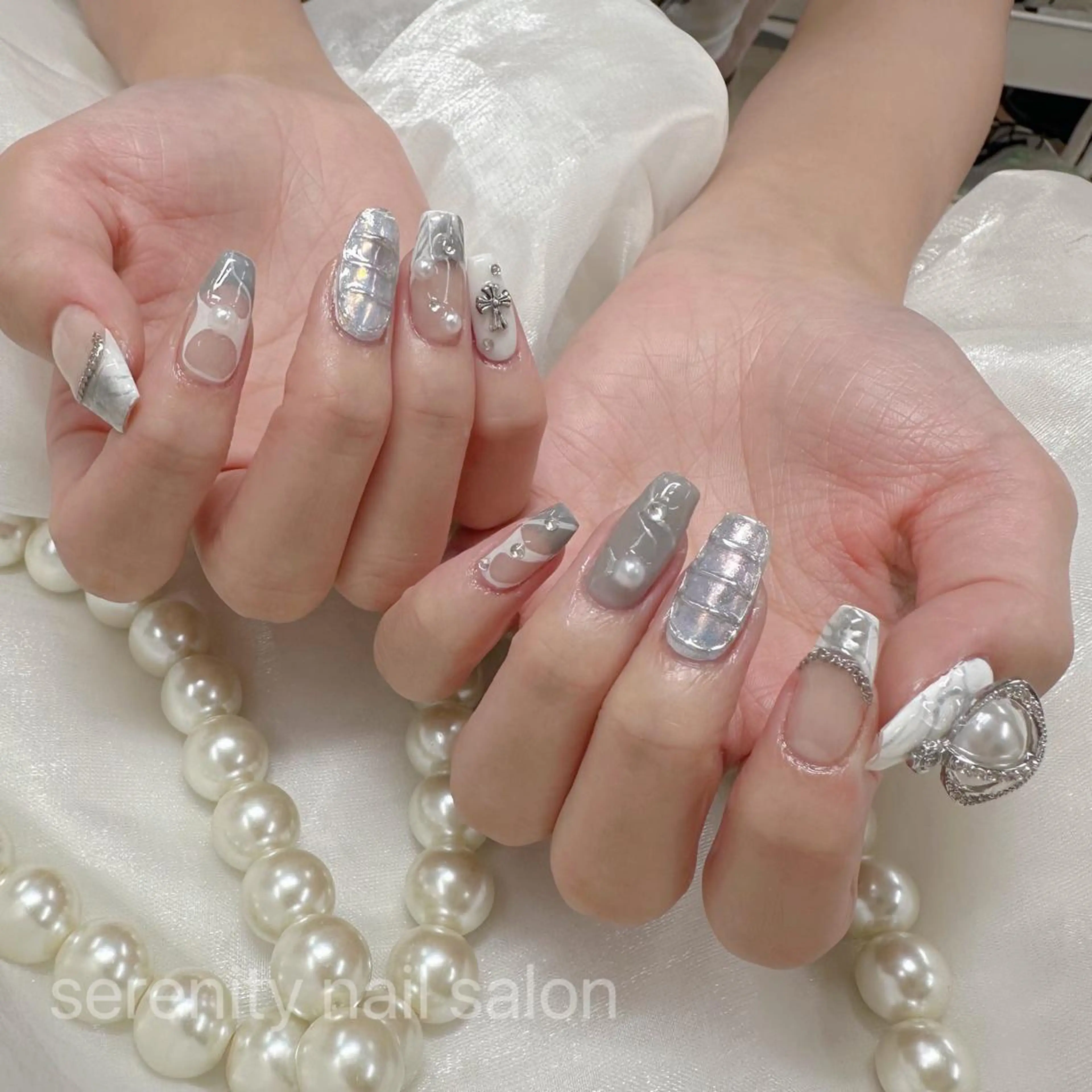 ネイル ハンドネイル ハンドケア ✨Serenity Nail salonのネイルデザイン