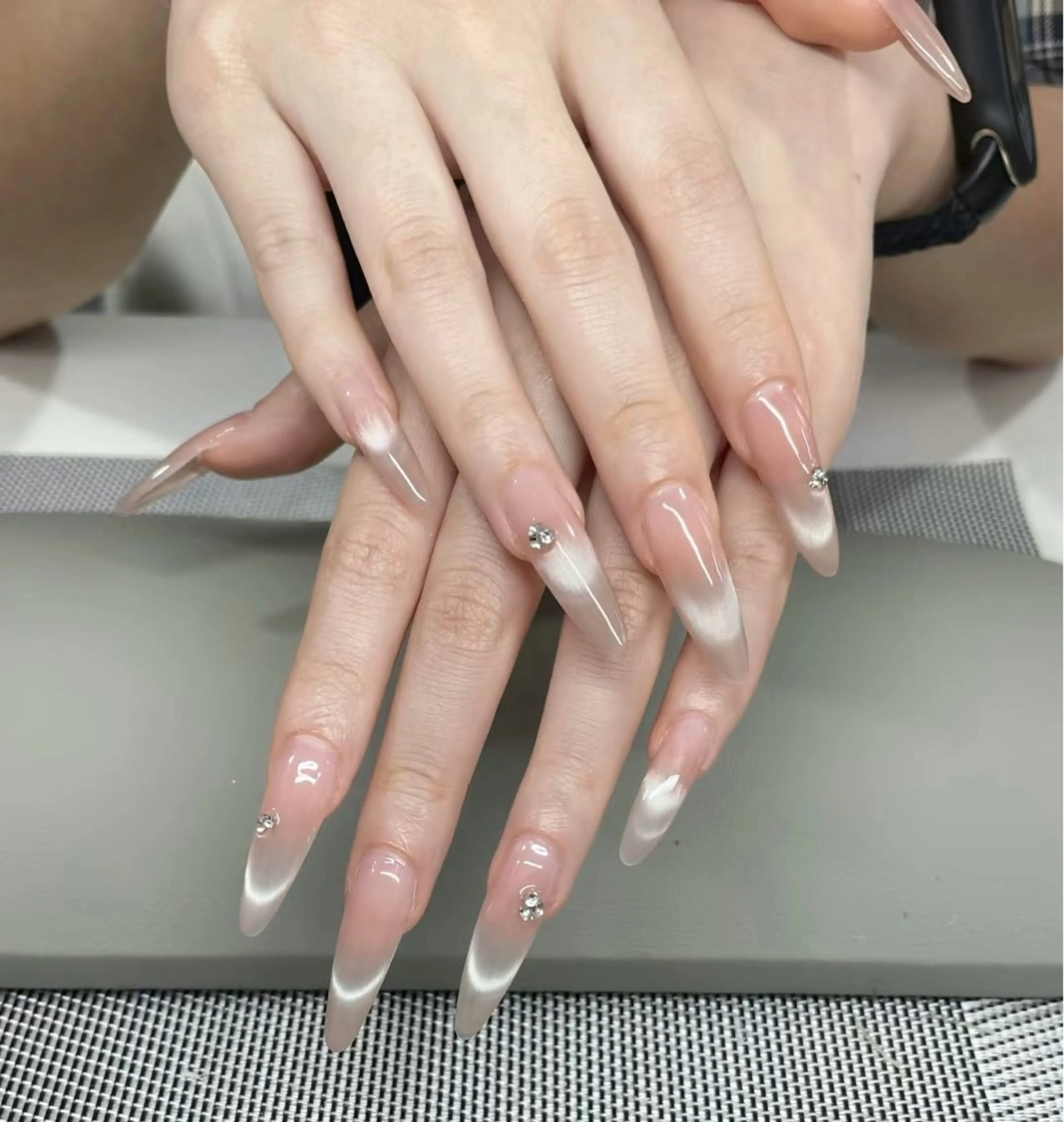 ネイル 高木 維麗絲のネイルデザイン