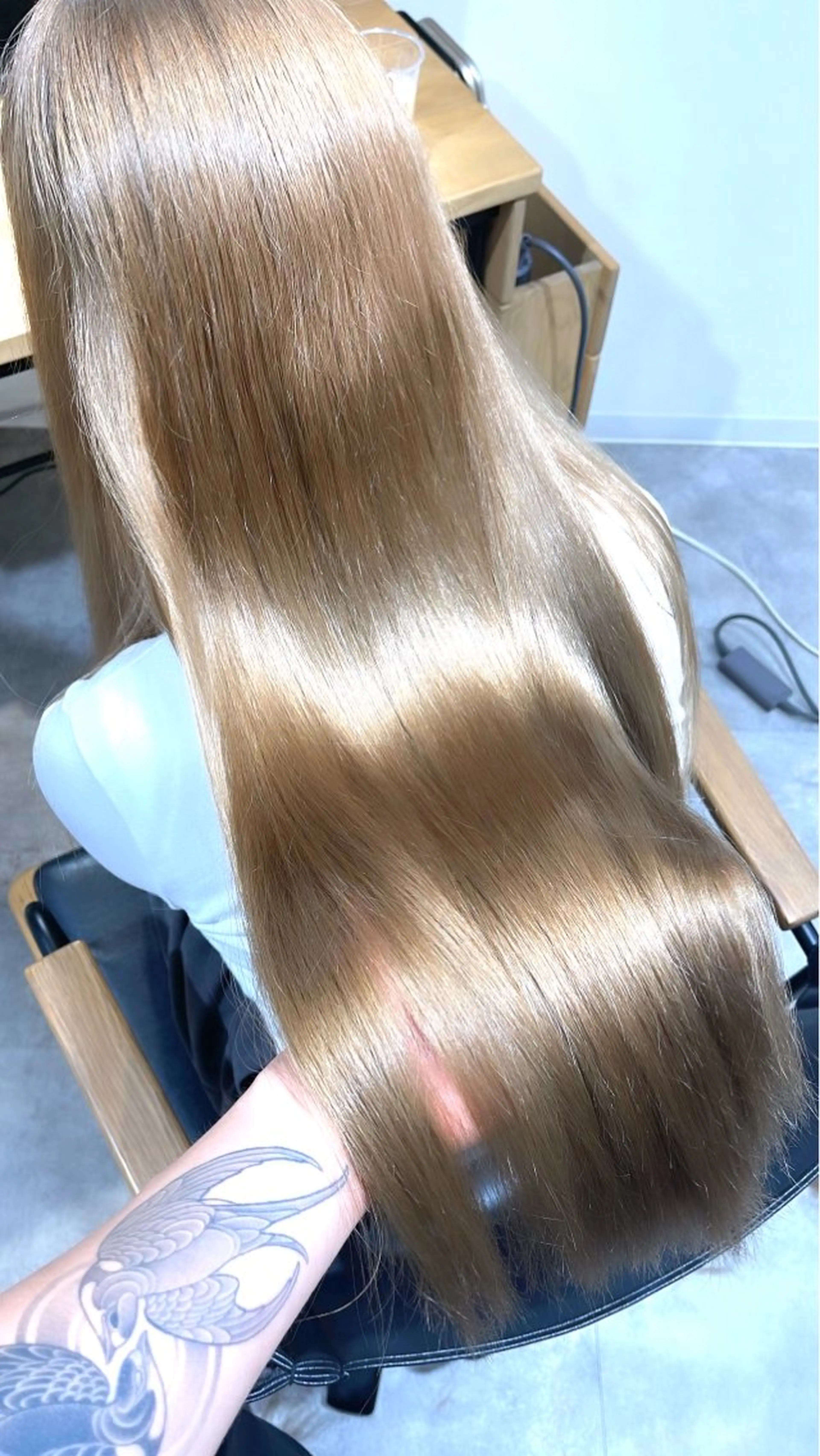 ロング カラー ブリーチ トリートメント ANDIAMO SAKAE  楓のヘアスタイル