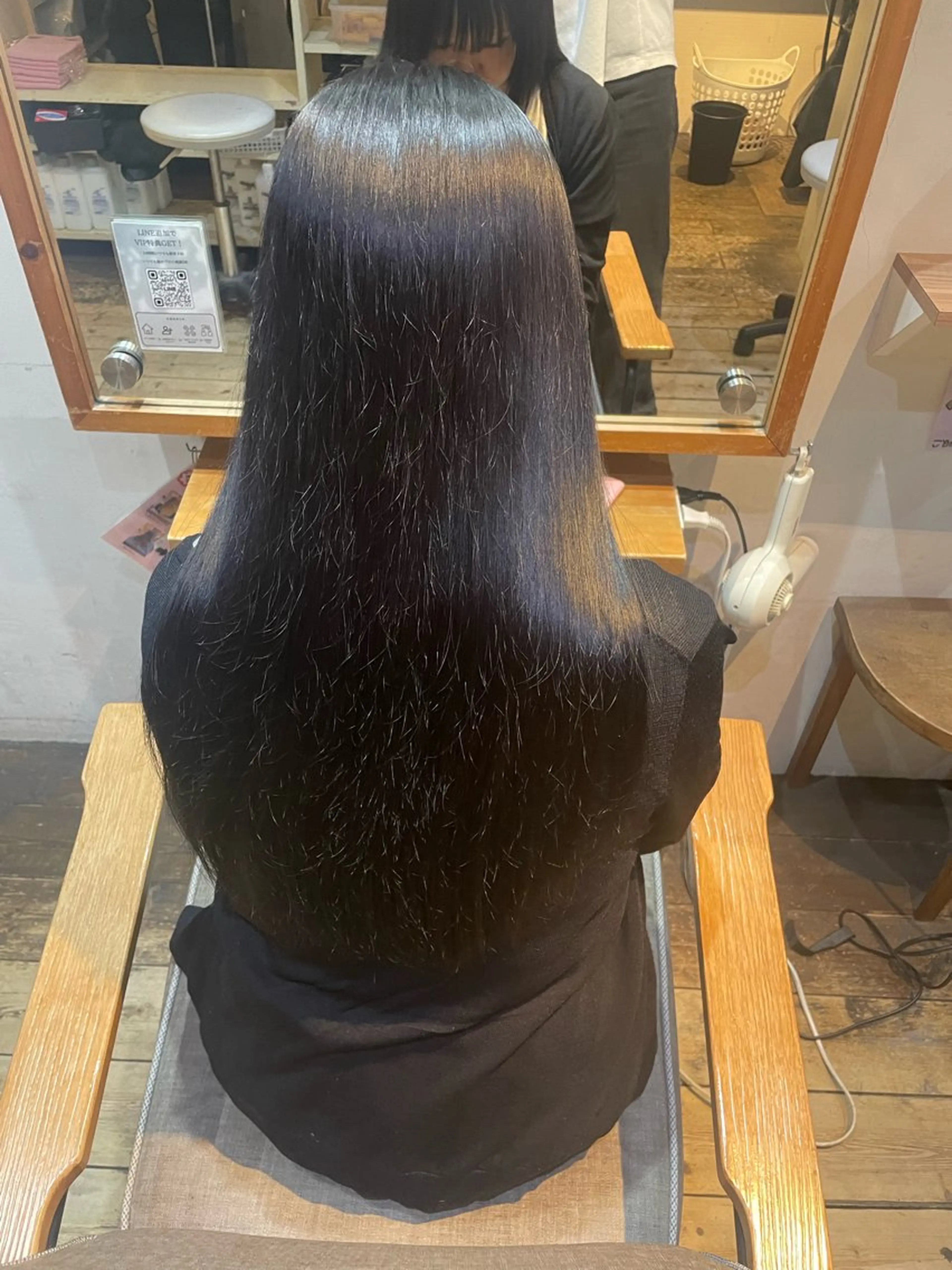 カラー 脇 麻紘のヘアスタイル