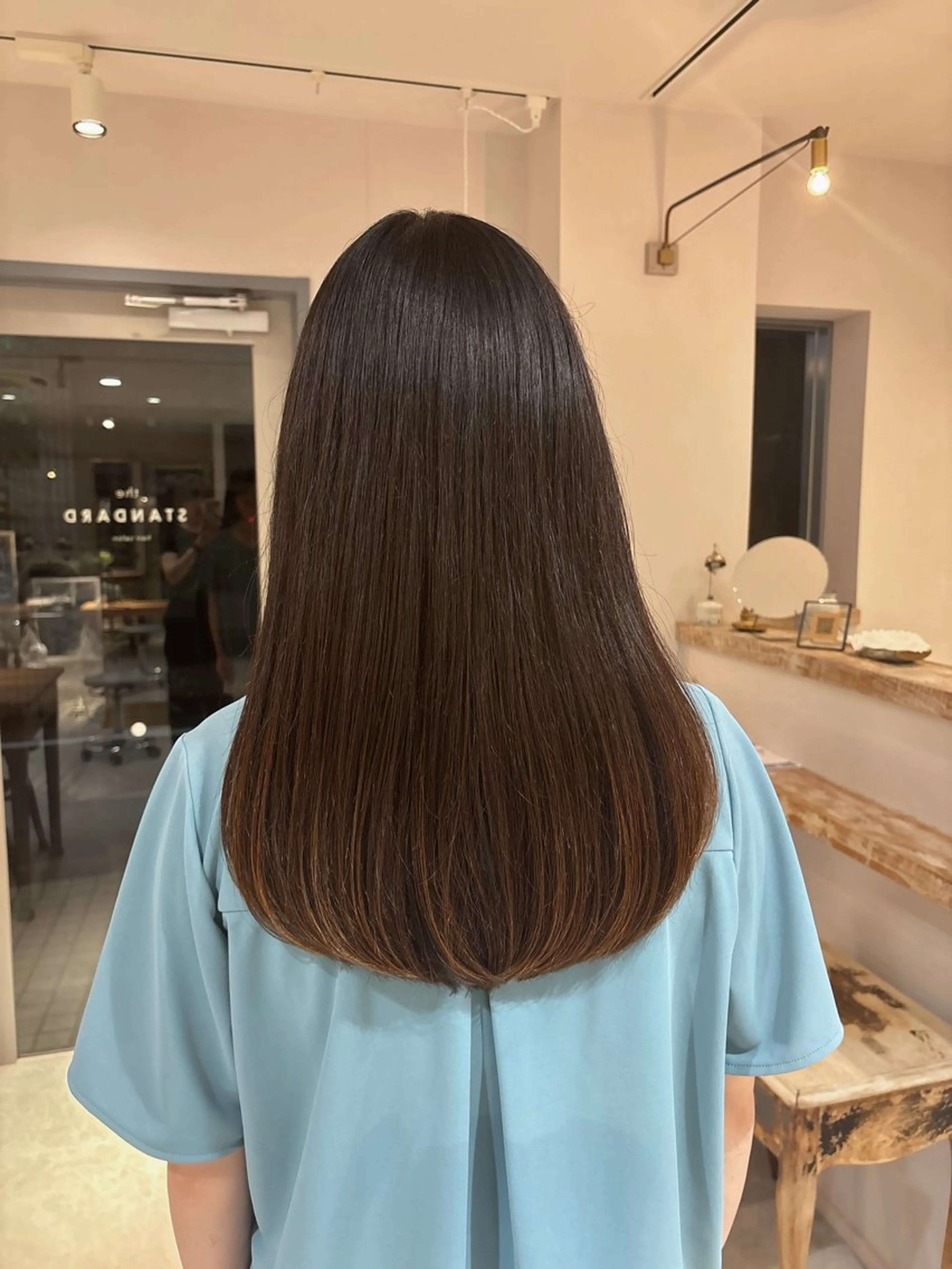 ロング 🎀調布仙川透明感オ リーブカラー干莉🎀のヘアスタイル