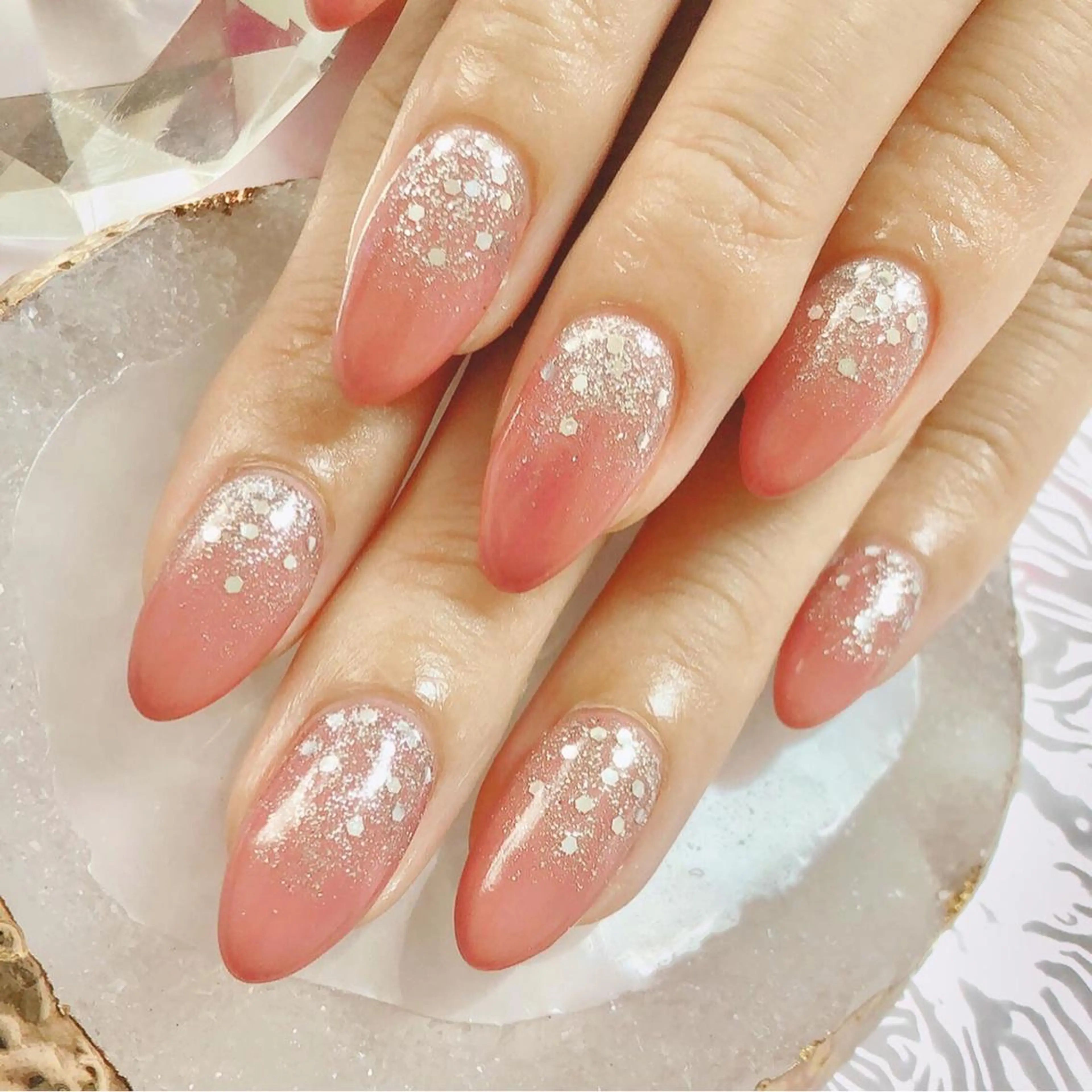 🩵12月17日🩵限定🌈全員オフ無料🦋ラメグラデーション¥4500💎の写真