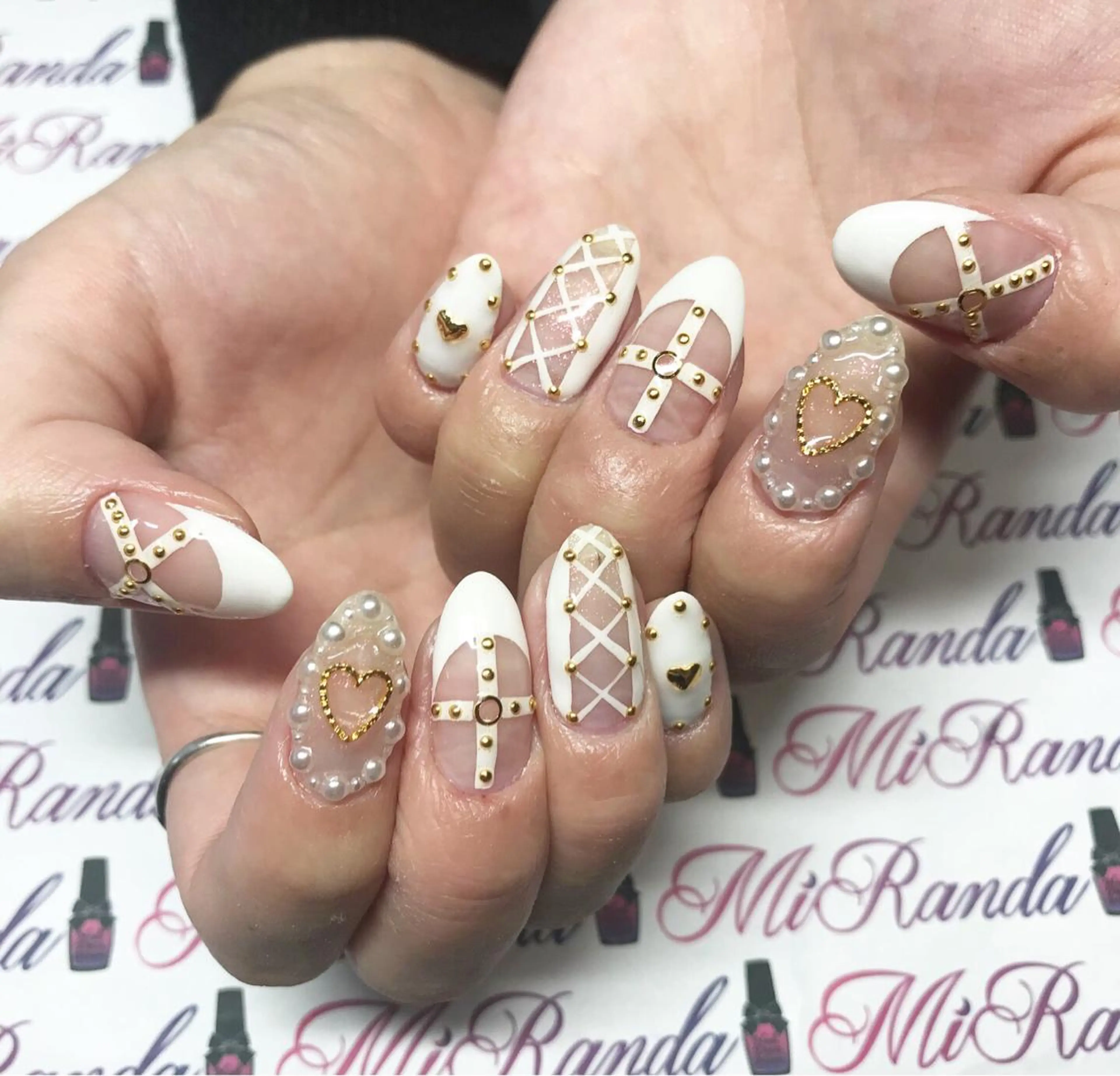 ネイル MiRanda Nail所属・MiRanda 保坂 舞のネイルデザイン