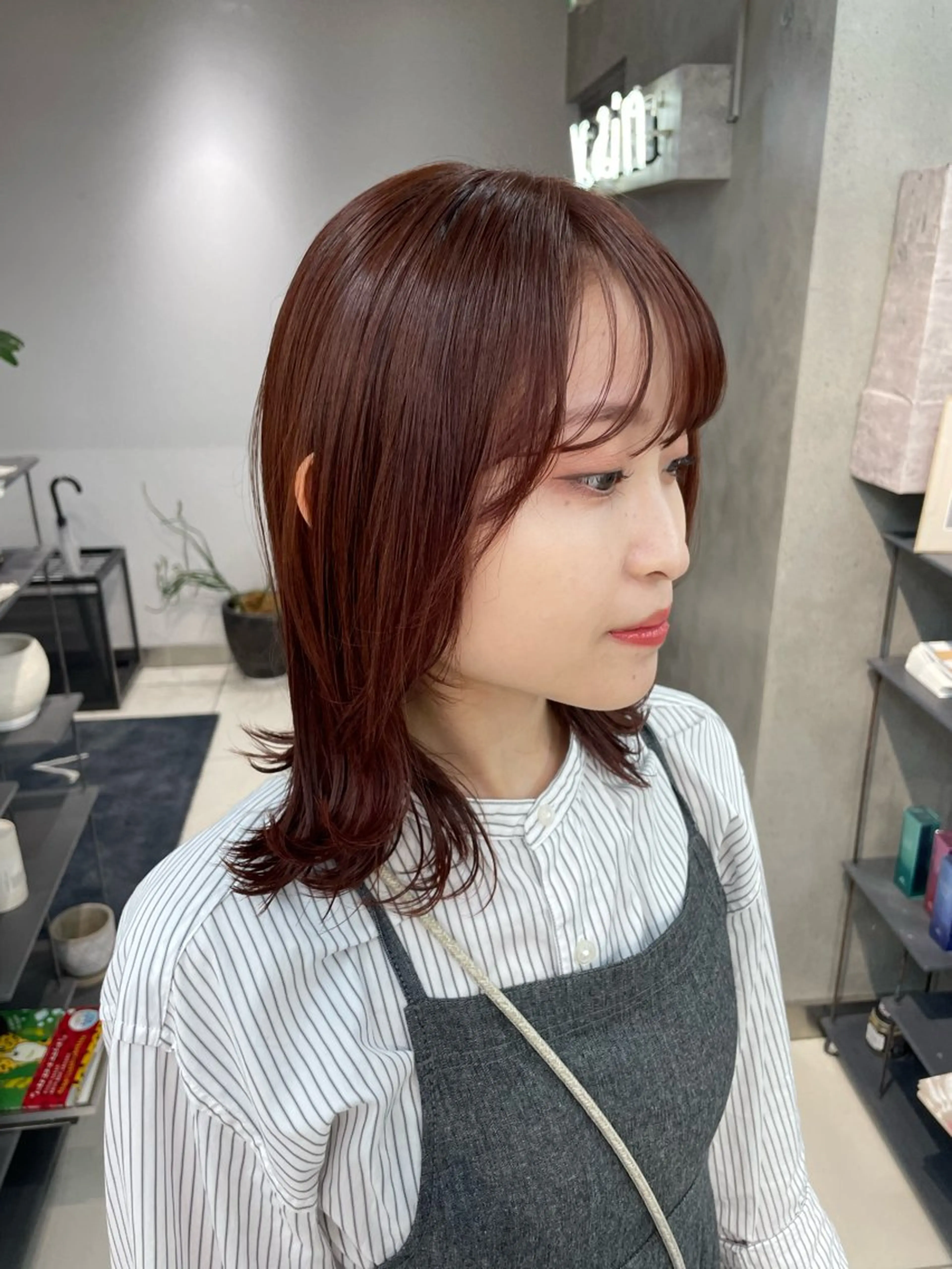 ショート カラー ヘアアレンジ ボブ/透明感ベージュ 🫧クルミ🌟のヘアスタイル