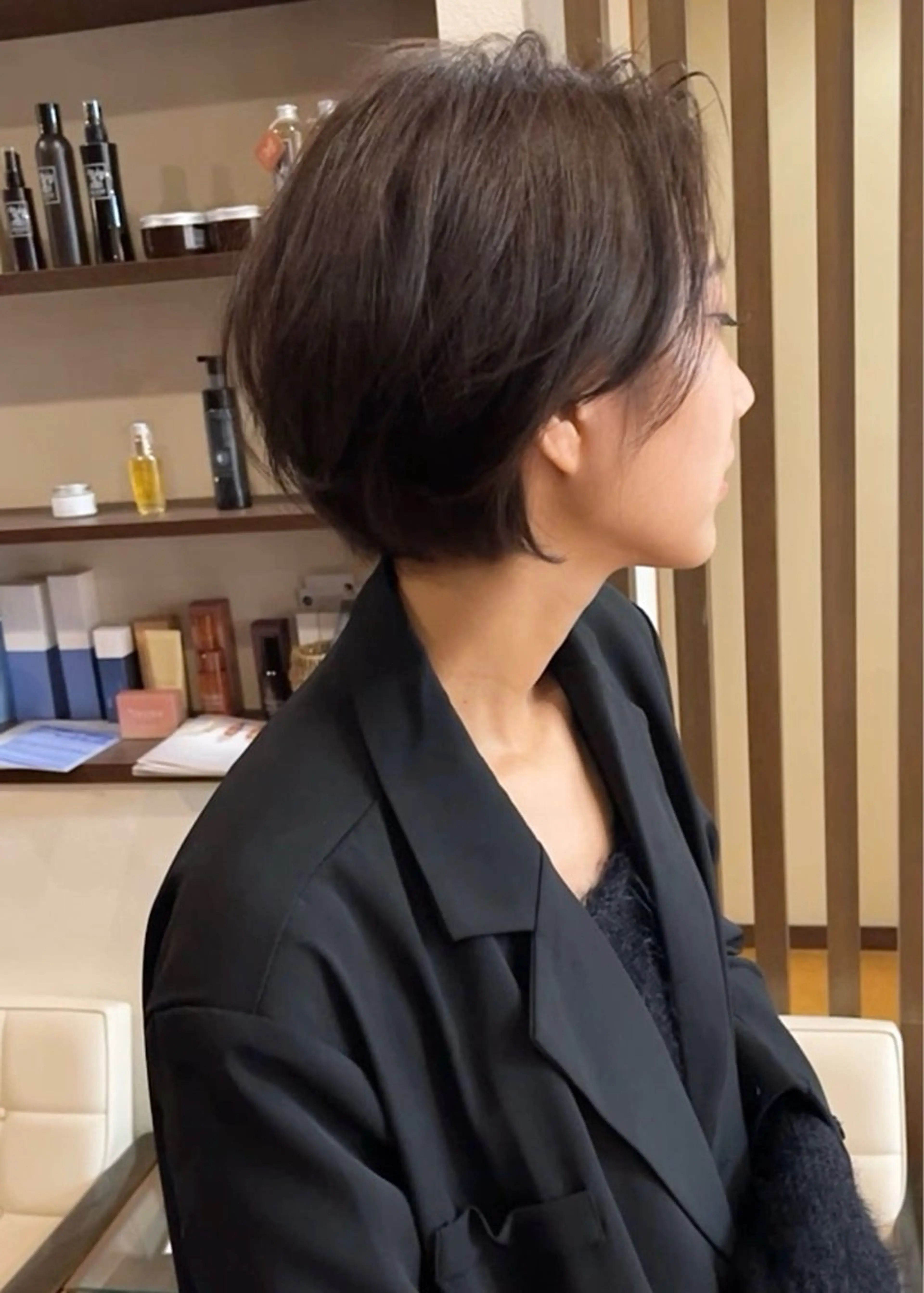 ショート ボブレイヤー ボブ レイヤーカット カット ヘアカラー トリートメント 髪質改善ｶﾗｰ ｹｱﾌﾞﾘｰﾁ/ﾀﾑのヘアスタイル