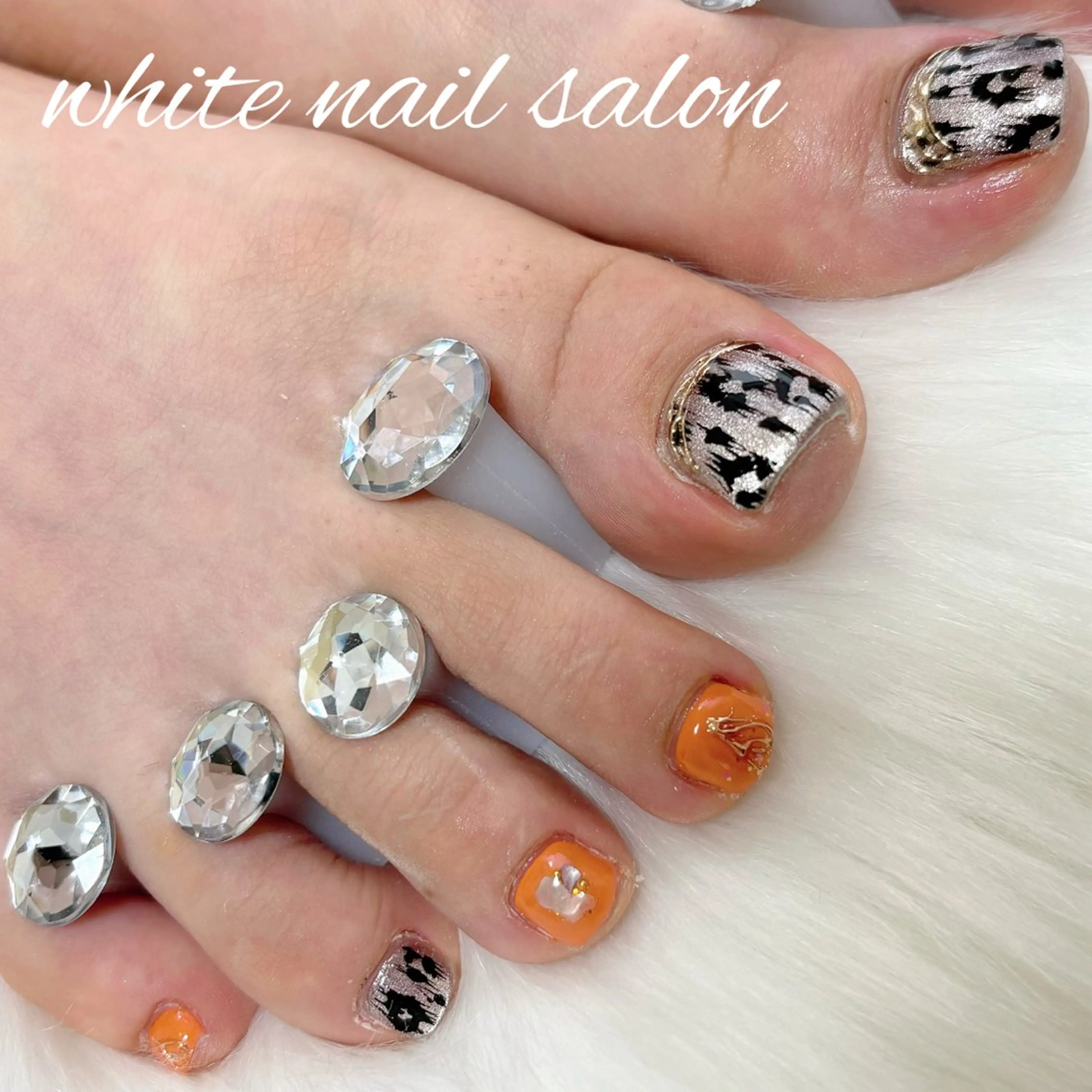 ネイル ホワイト フットネイル white nail salonのネイルデザイン