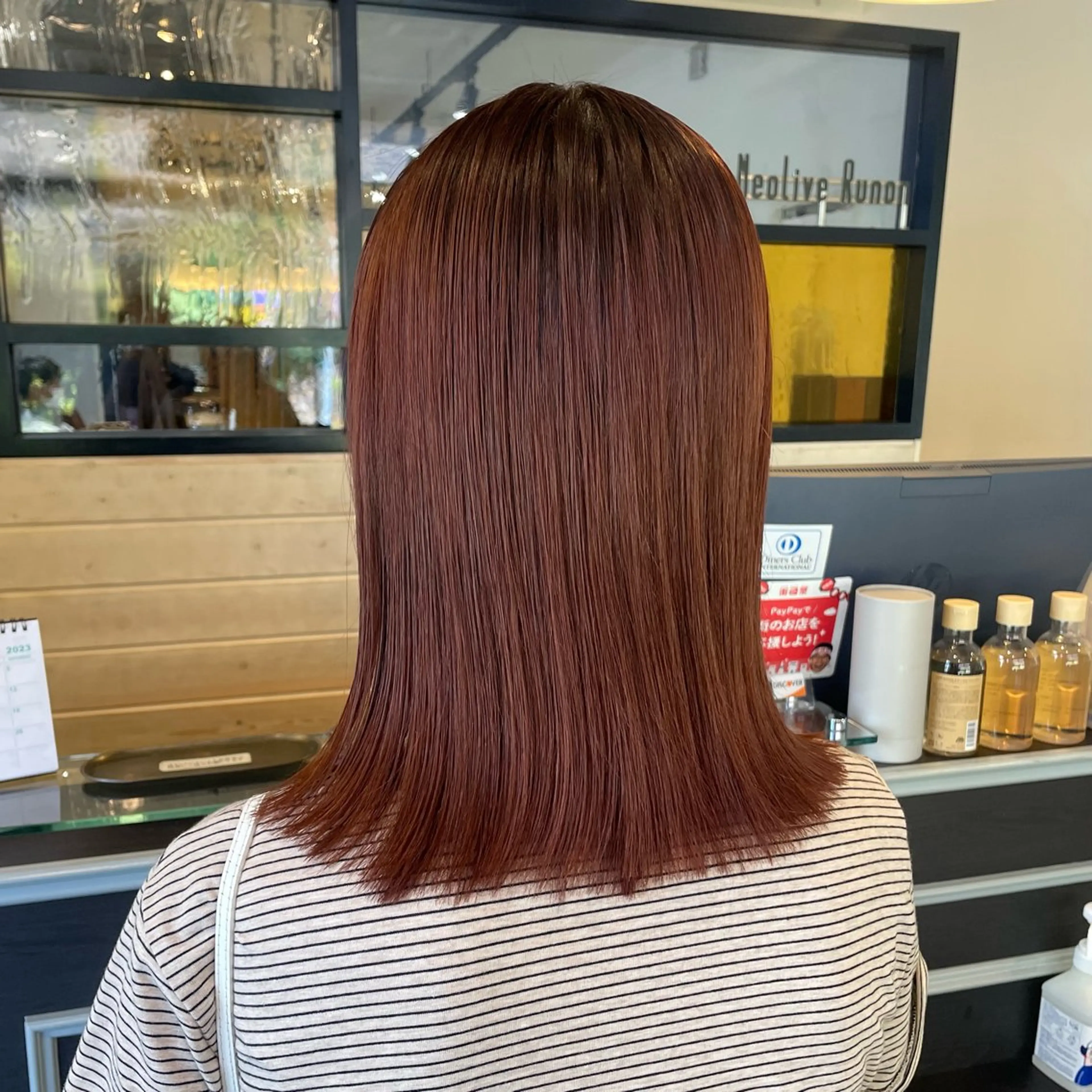 ミディアム カラー スナコザワ レナのヘアスタイル