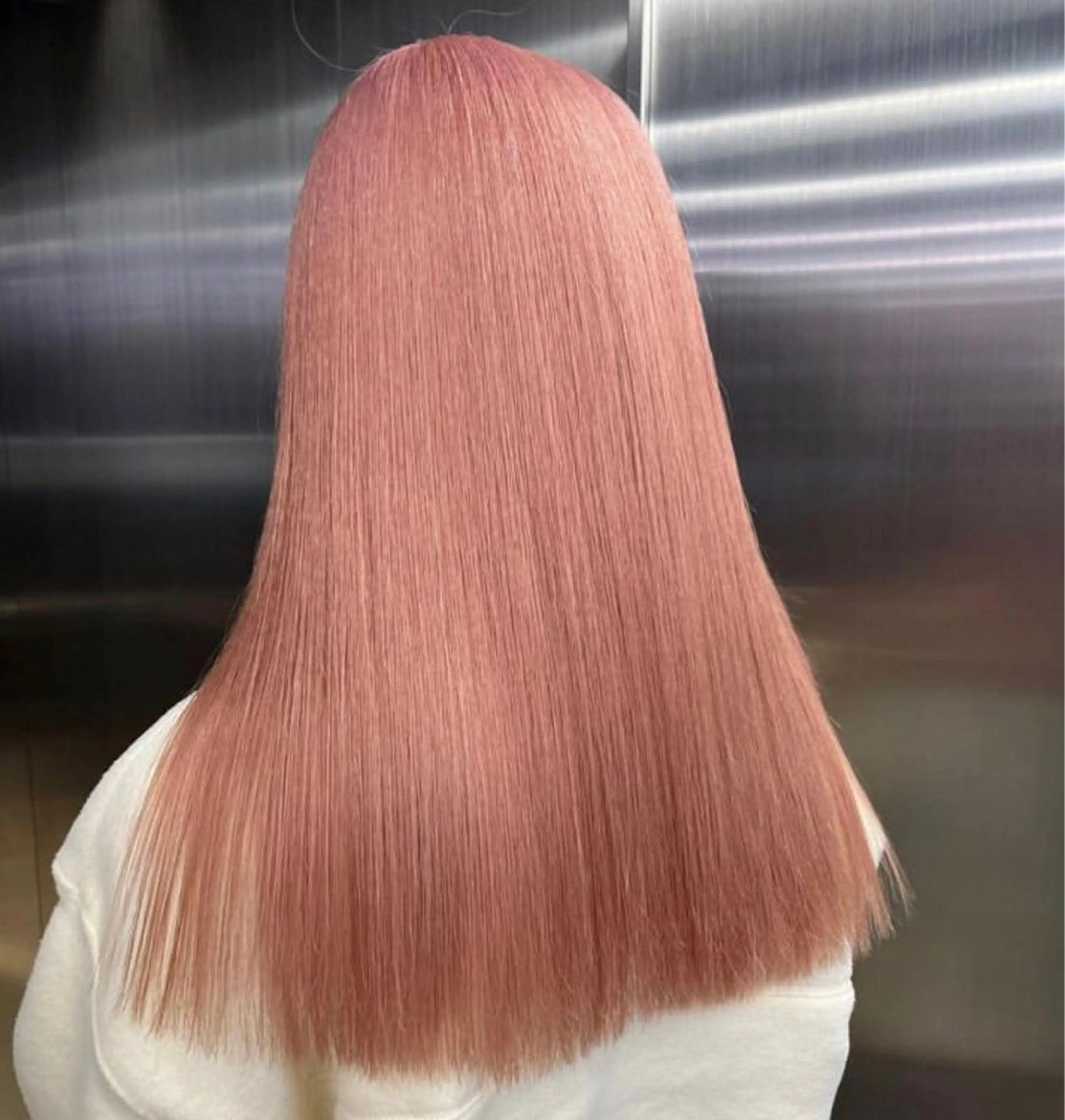 カラー ブリーチ PELE Nagomiのヘアスタイル