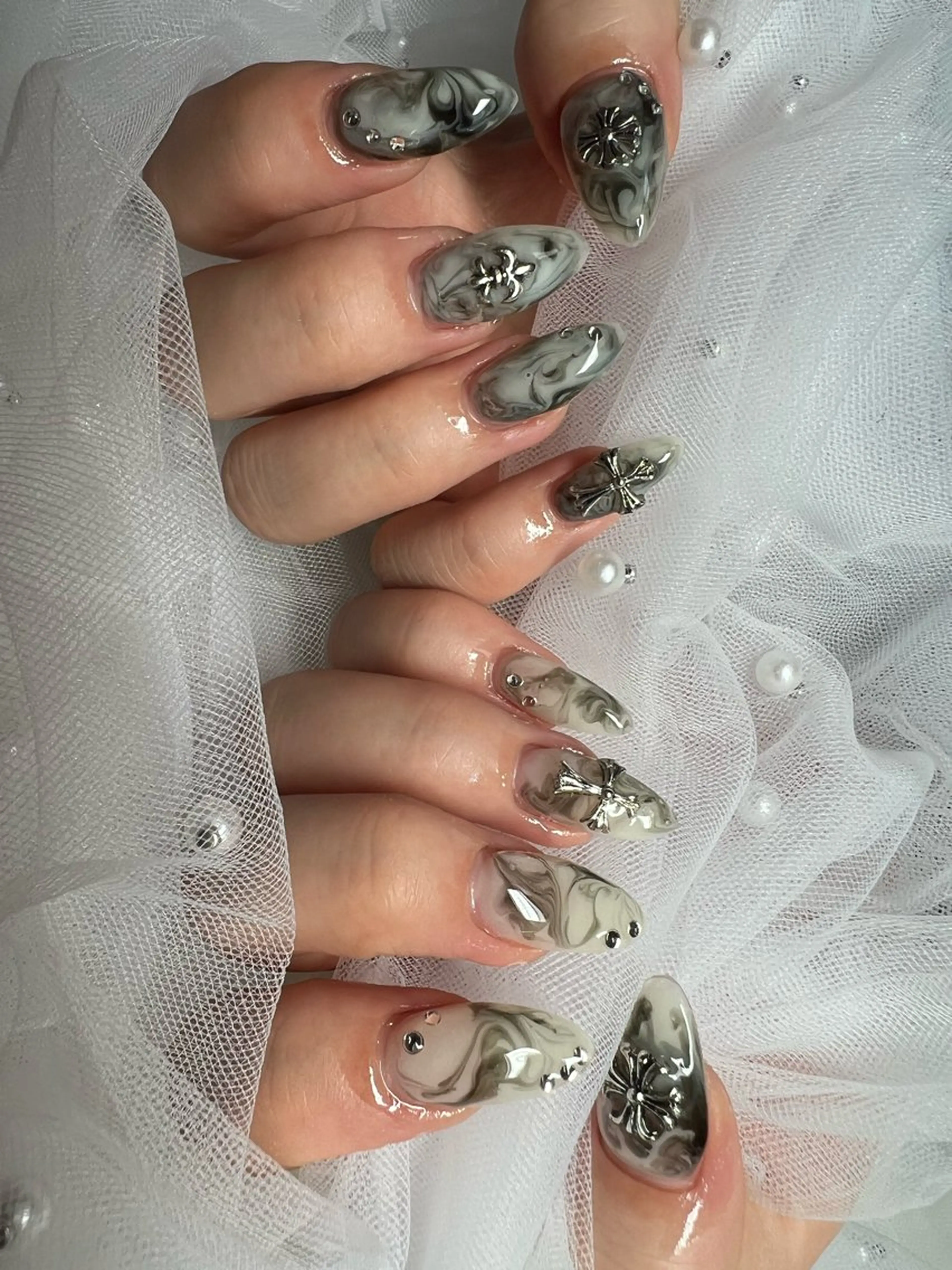 ネイル 持ち込み ハンドネイル 鮎川 沙希のネイルデザイン