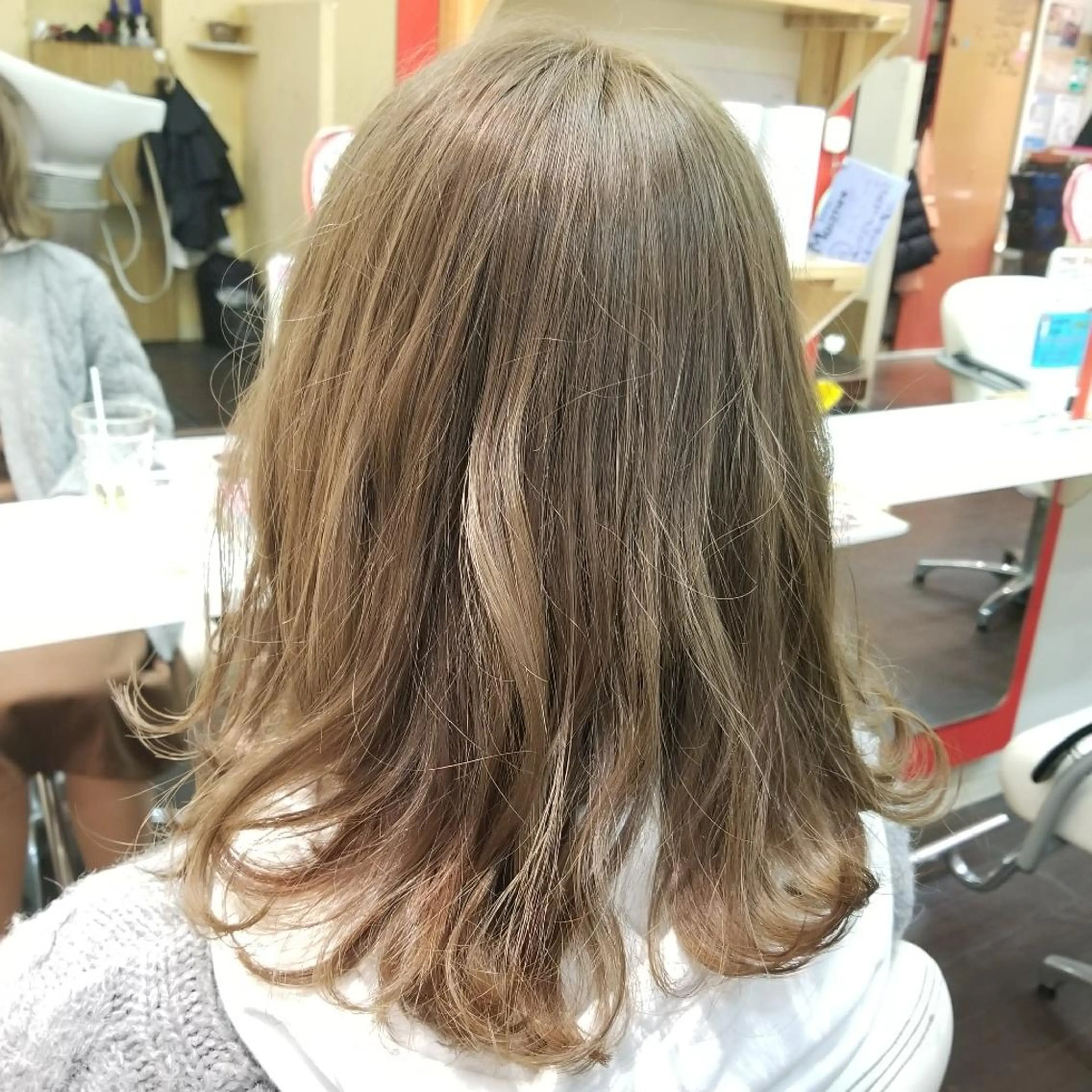 ミディアム カラー 植田 /エクステ /ブリーチ/髪質改善のヘアスタイル