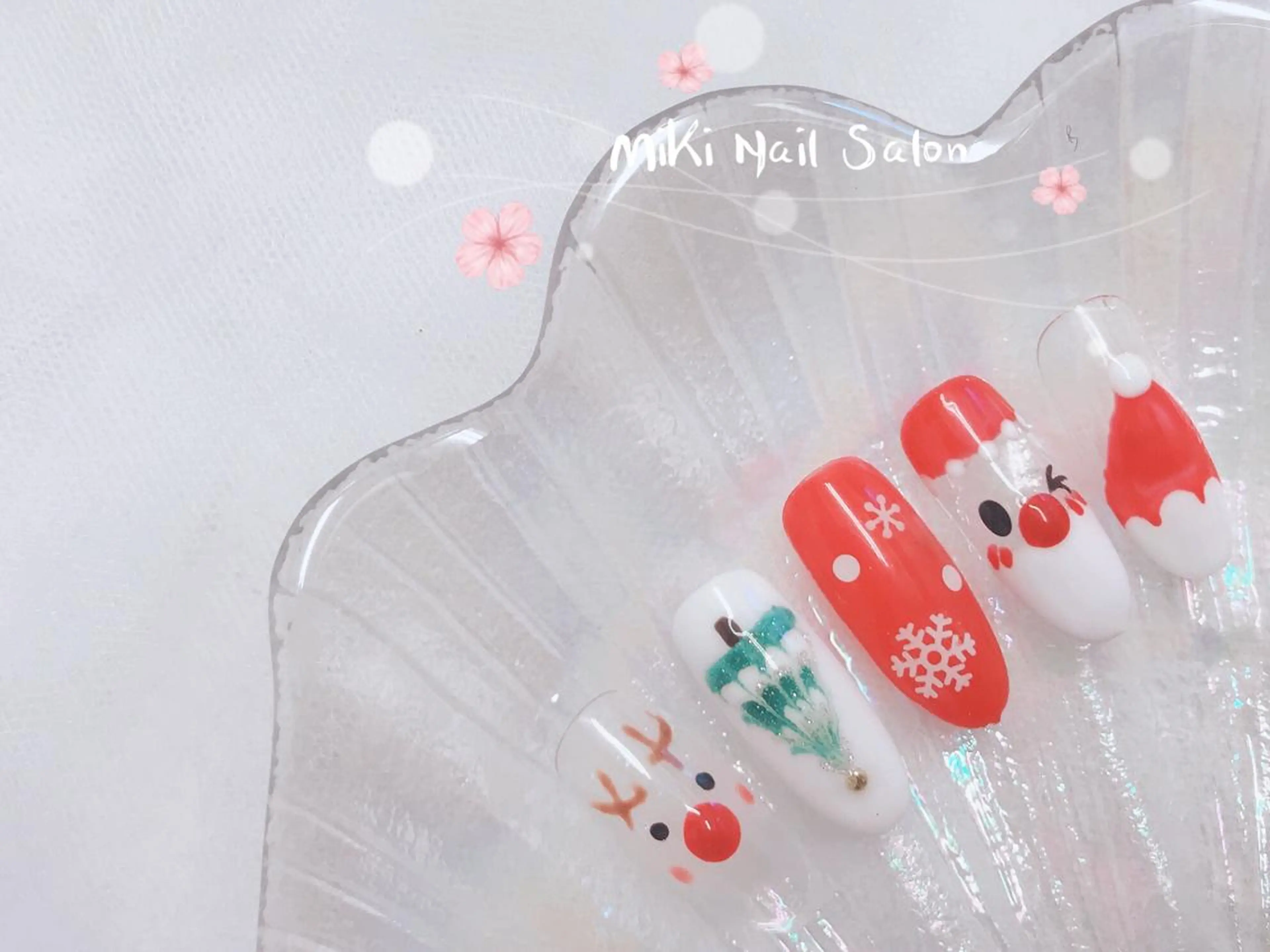 ネイル MiKi Nai池袋 長さだし得意のネイルデザイン