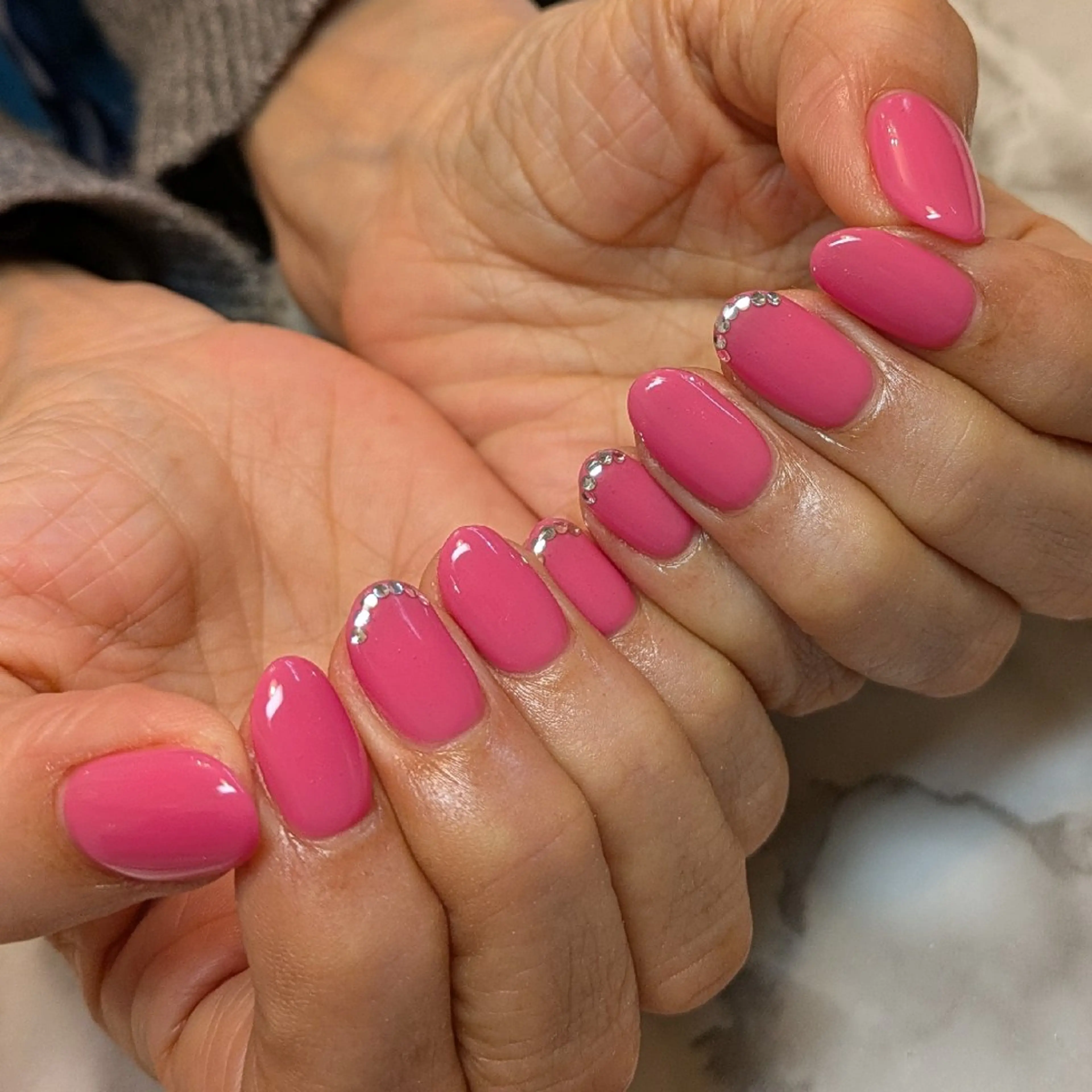 ネイル キラキラネイル ジェヌインネイル 河内のネイルデザイン