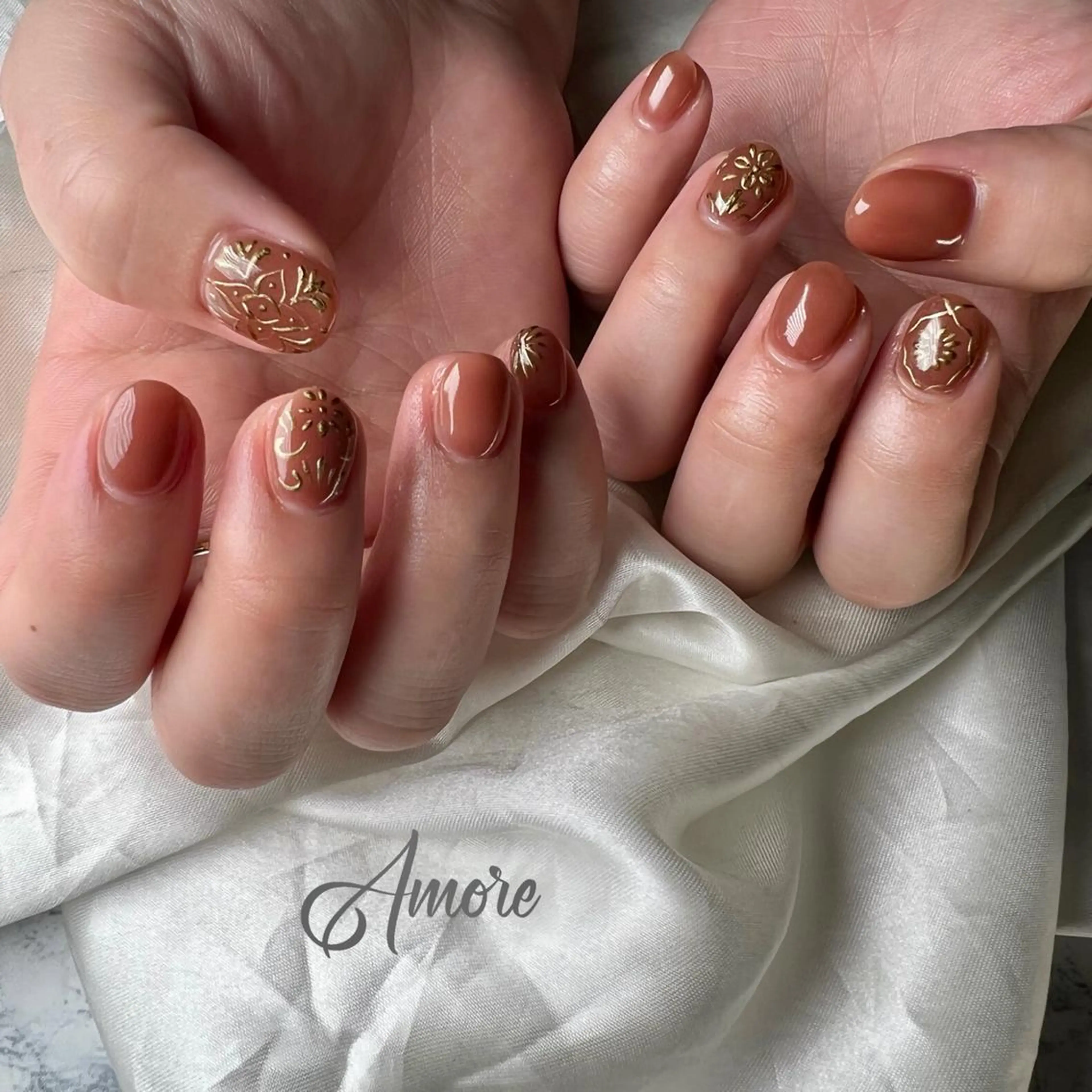 ネイル ジェルネイル 氷ネイル・うるうるネイル マグネットネイル ミラーネイル ニュアンスネイル You kyehwaのネイルデザイン