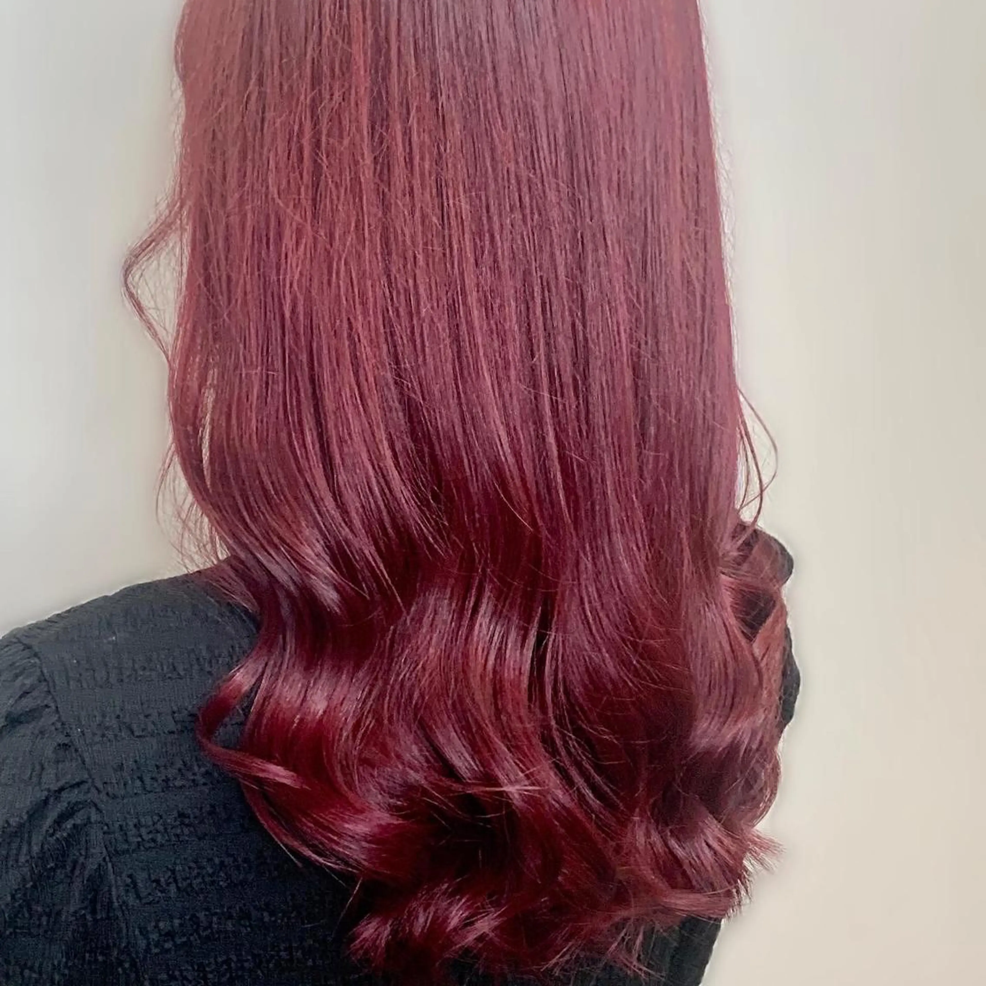 セミロング カラー カシス ダブルカラー ピンクカラー ヘアカラー トリートメント ViVi by freedomのヘアスタイル