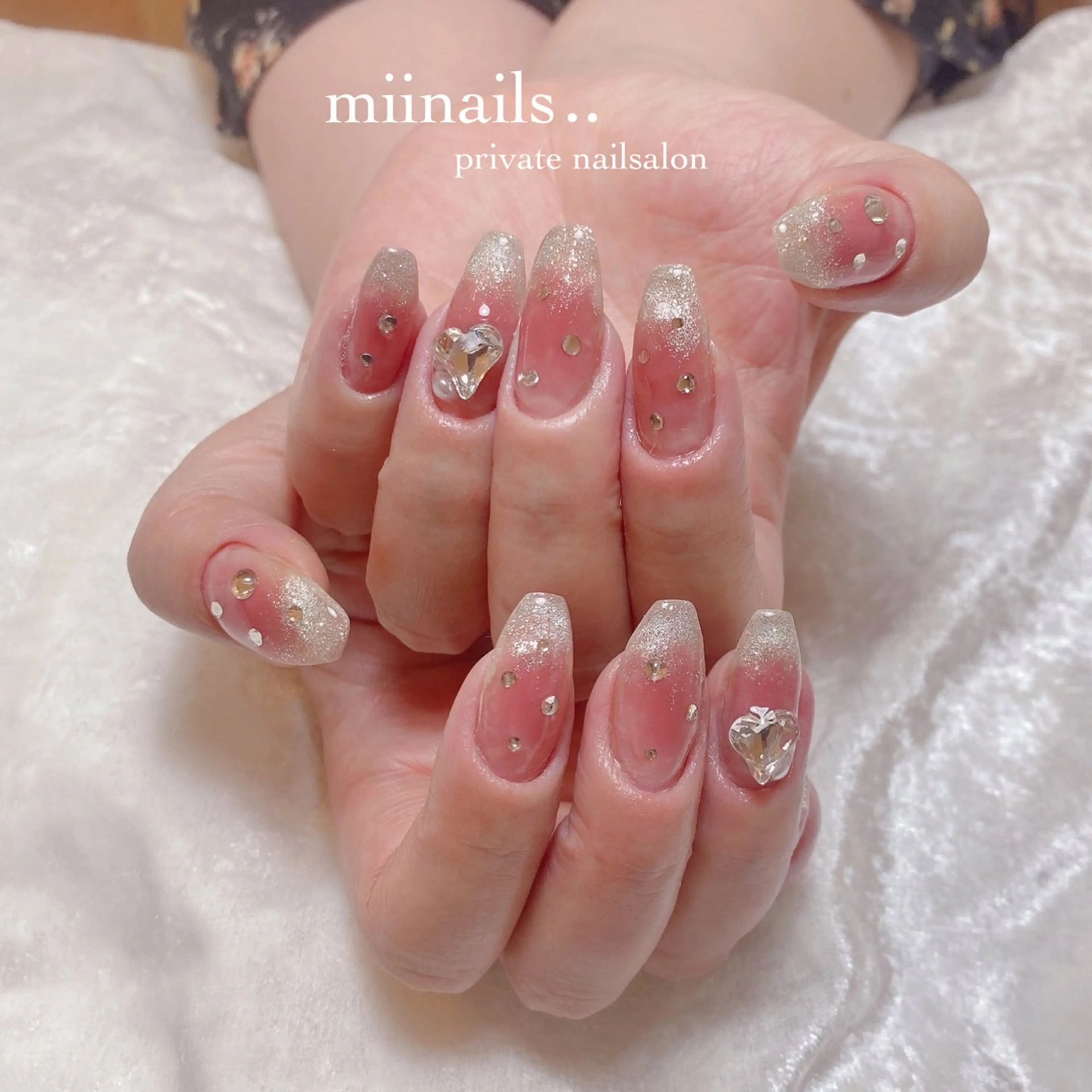 ネイル チークネイル 韓国ネイル ワンホンネイル ハンドネイル nailsalon miinailsのネイルデザイン