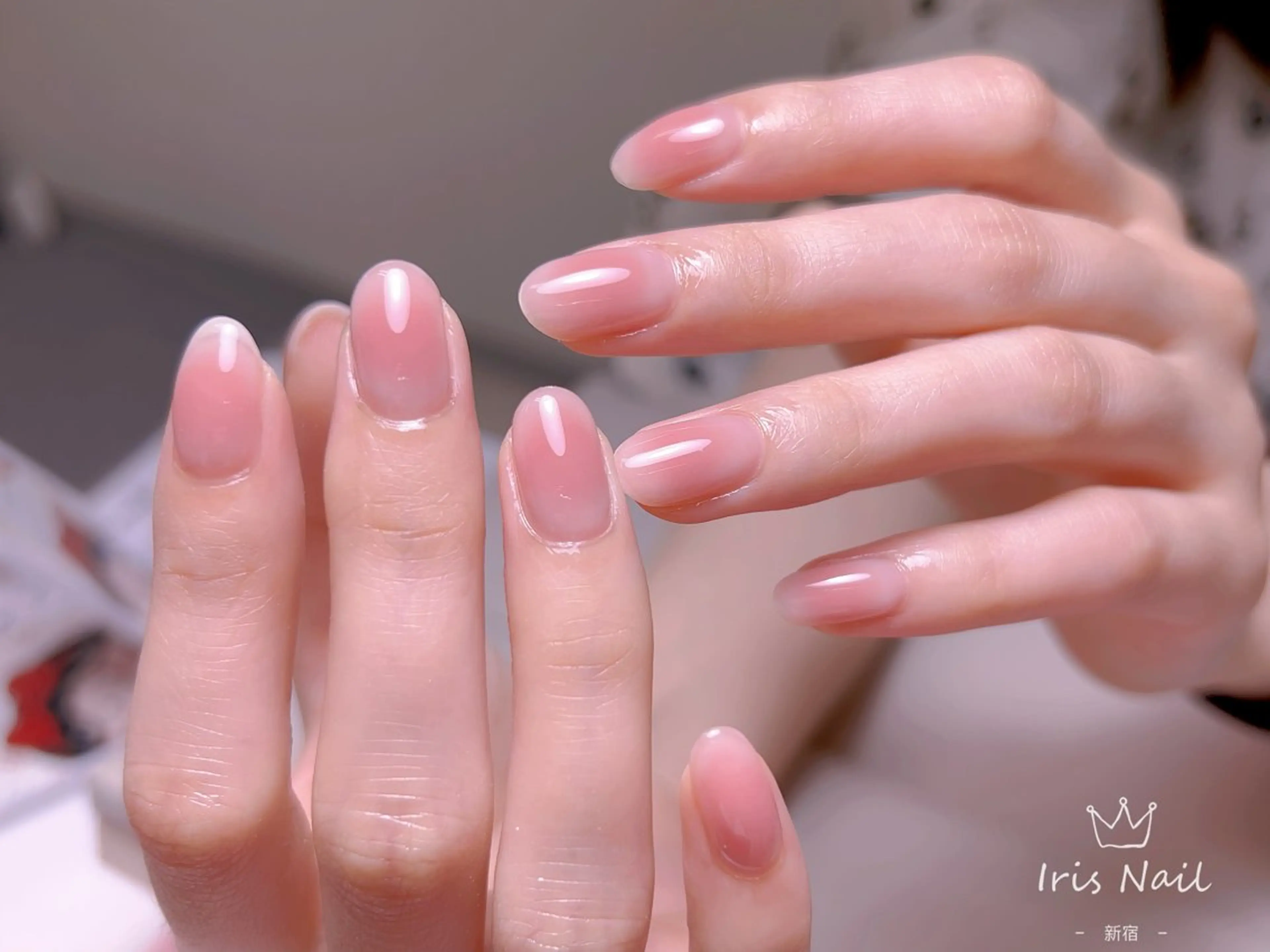 ネイル フレンチネイル ジェルネイル グラデーション 韓国ネイル マグネットネイル ハンドネイル 【長さ出し】 IRIS NAILのネイルデザイン