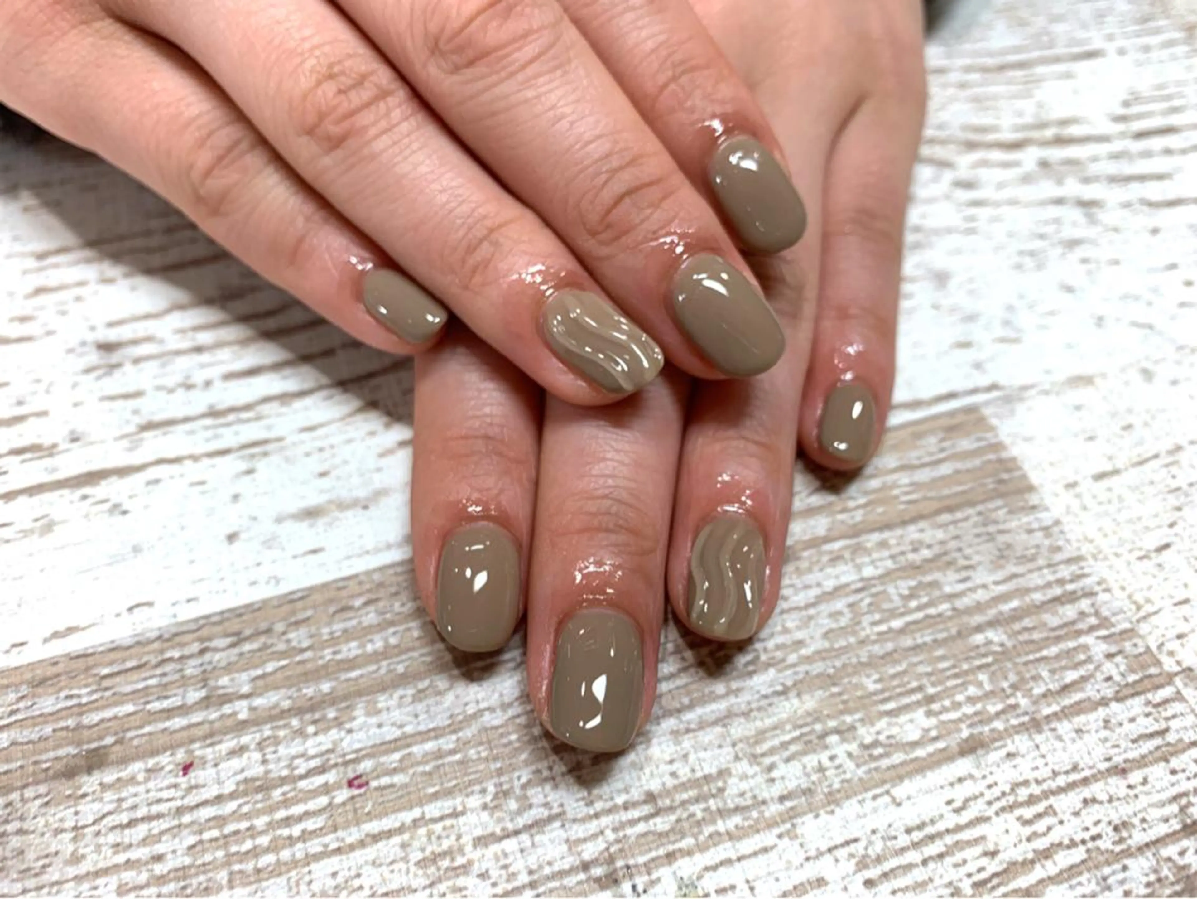 ネイル charme所属・. SHIORIのネイルデザイン