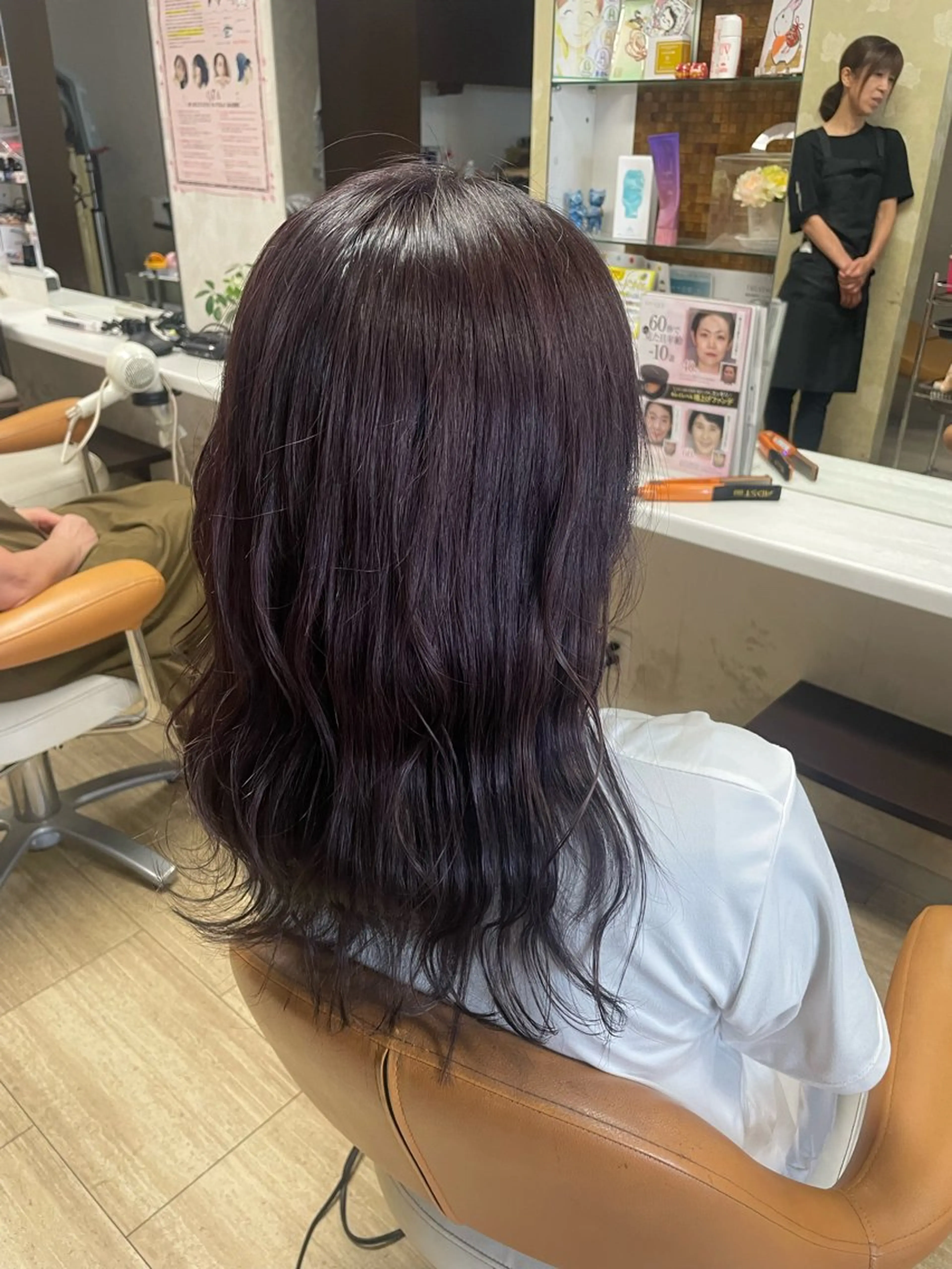 ロング カラー バイオレットカラー カット ヘアカラー 徳留 もも花のヘアスタイル