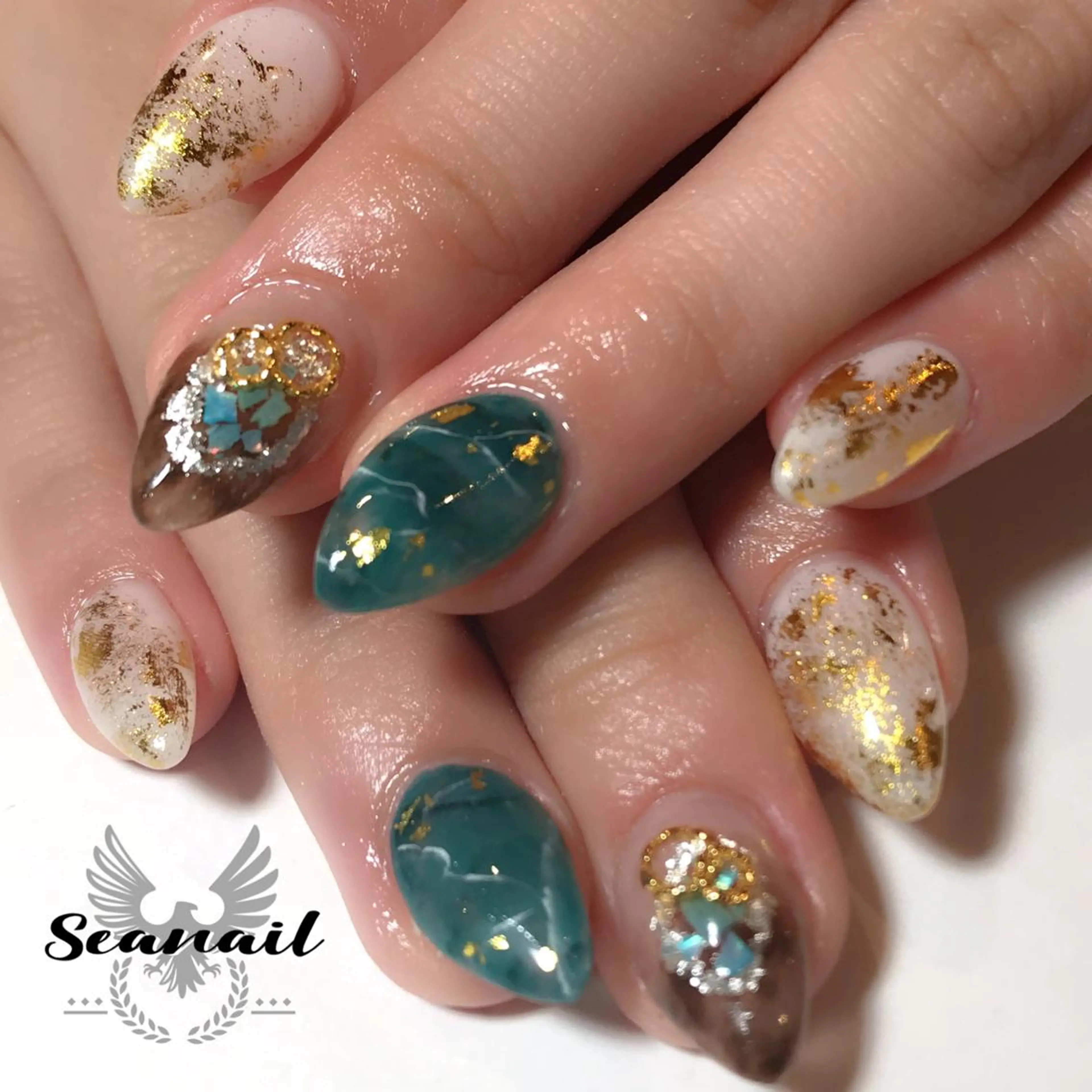 ネイル 小尾 栞のネイルデザイン