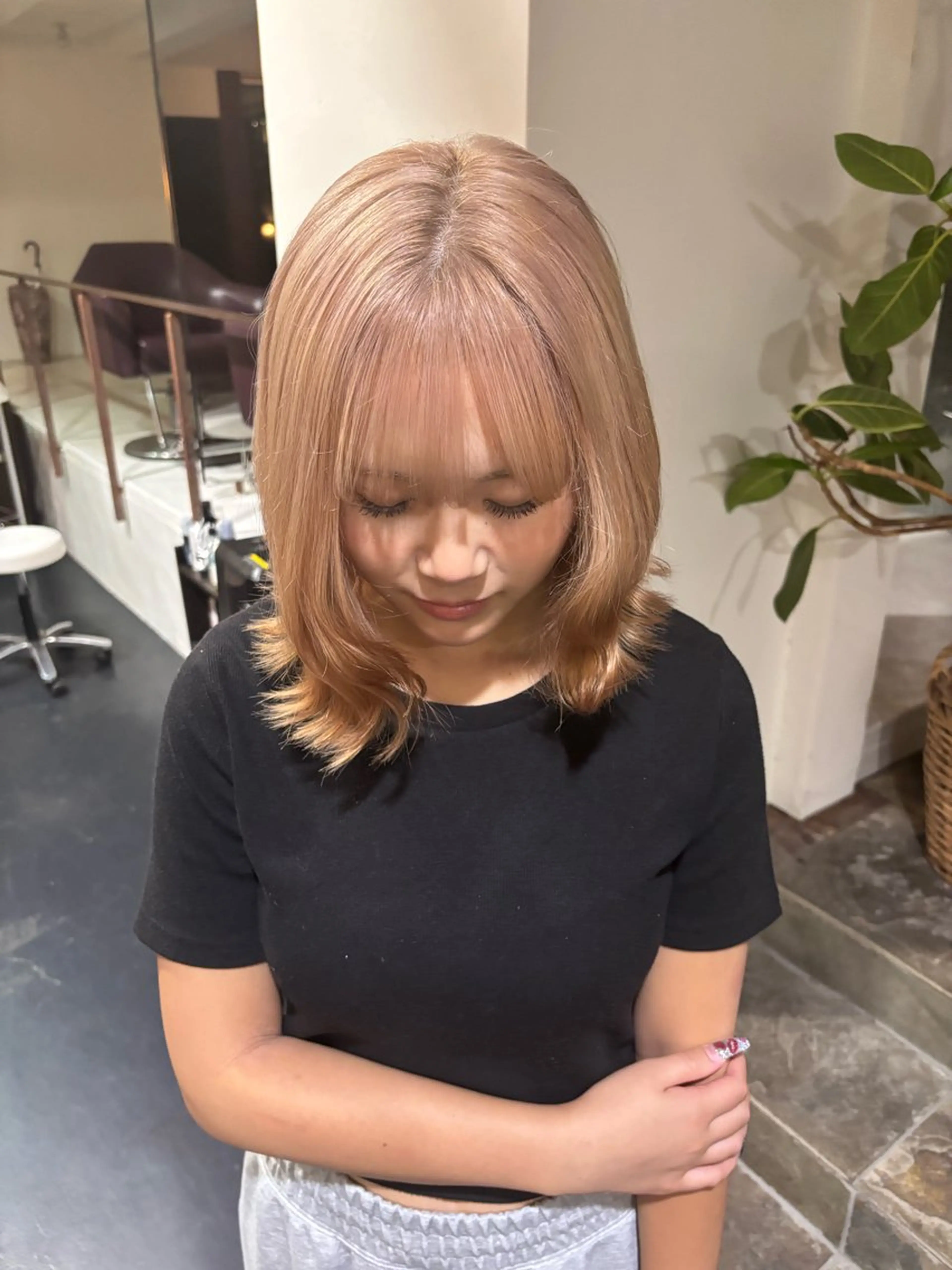 セミロング saraju コナツのヘアスタイル