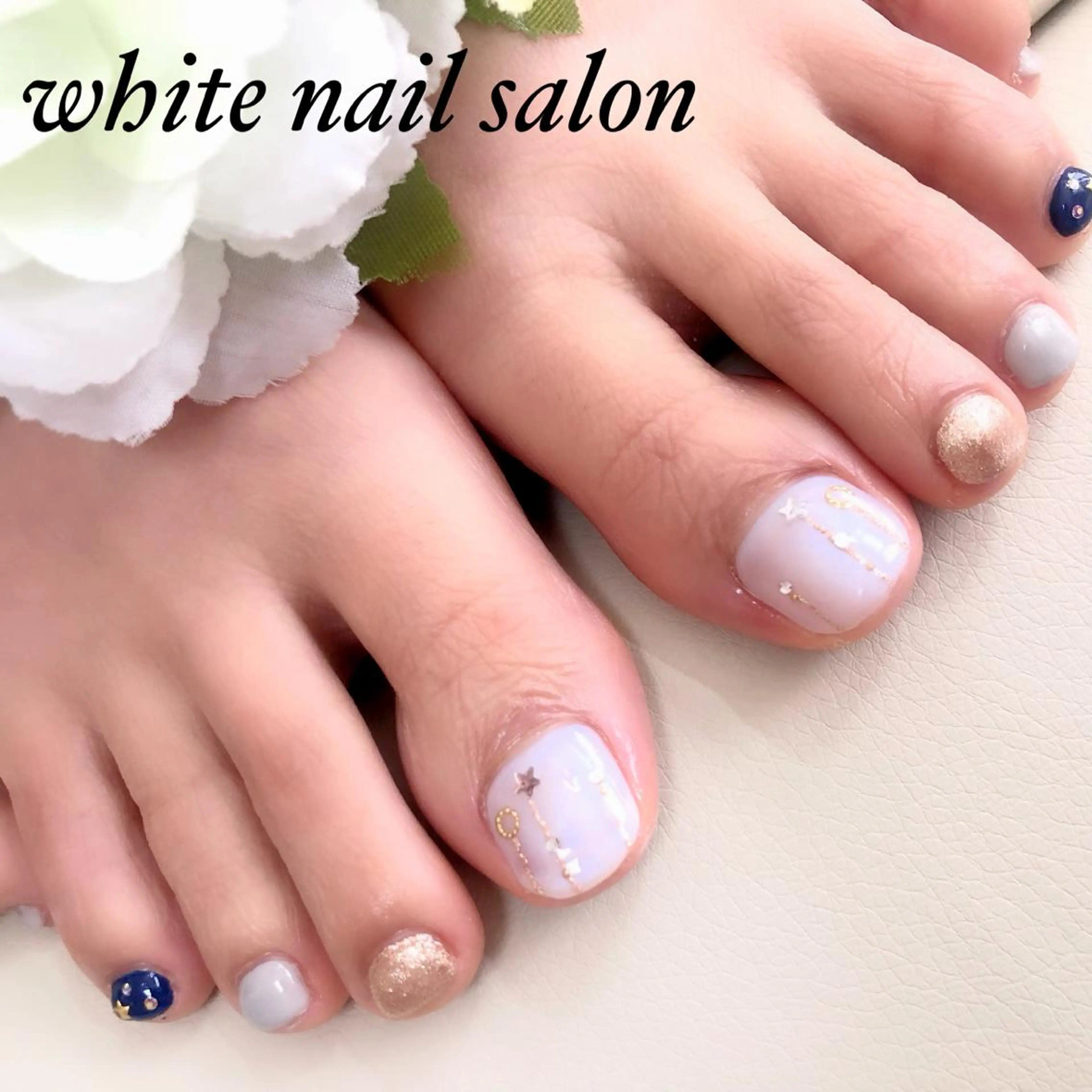 ネイル ジェルネイル ハードジェル 持ち込み ソフトジェル フットネイル white nail salonのネイルデザイン