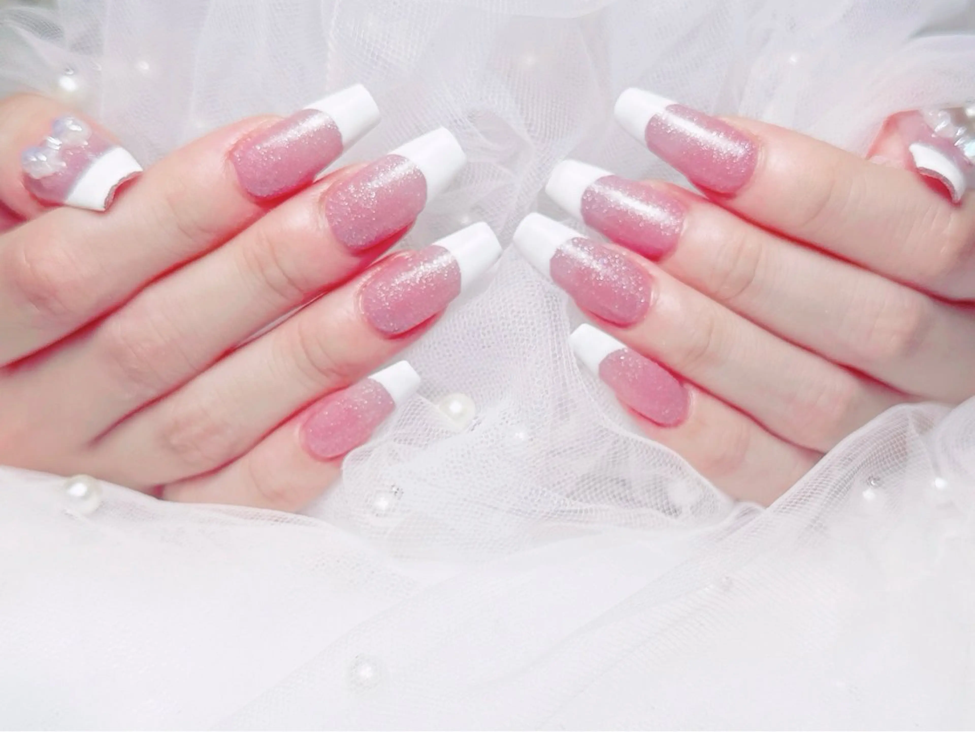 ネイル フレンチネイル ジェルネイル ハート 韓国ネイル マグネットネイル ハンドネイル ネイルサロン lotusのネイルデザイン