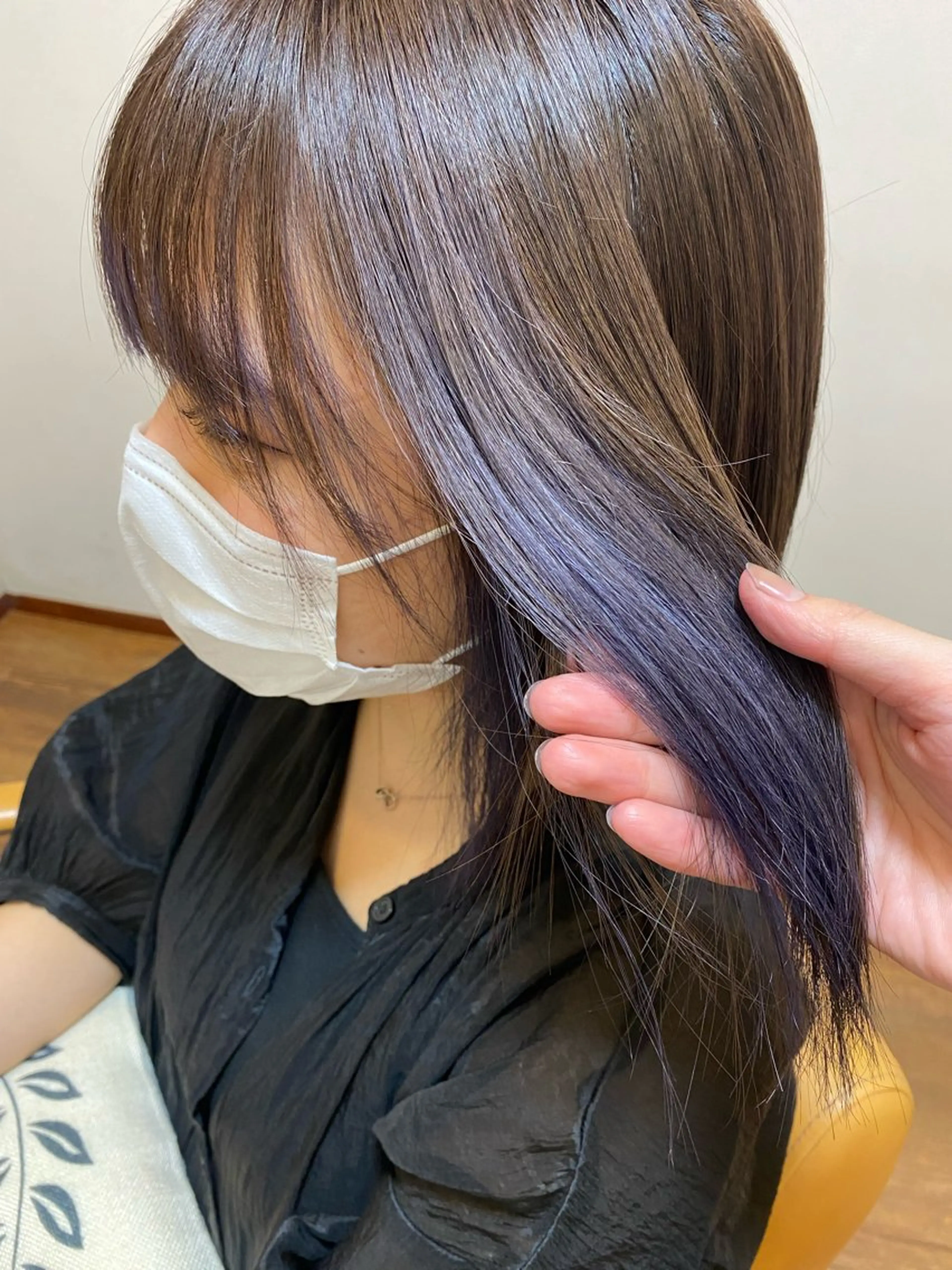 ミディアム カラー 石毛 ひかるのヘアスタイル