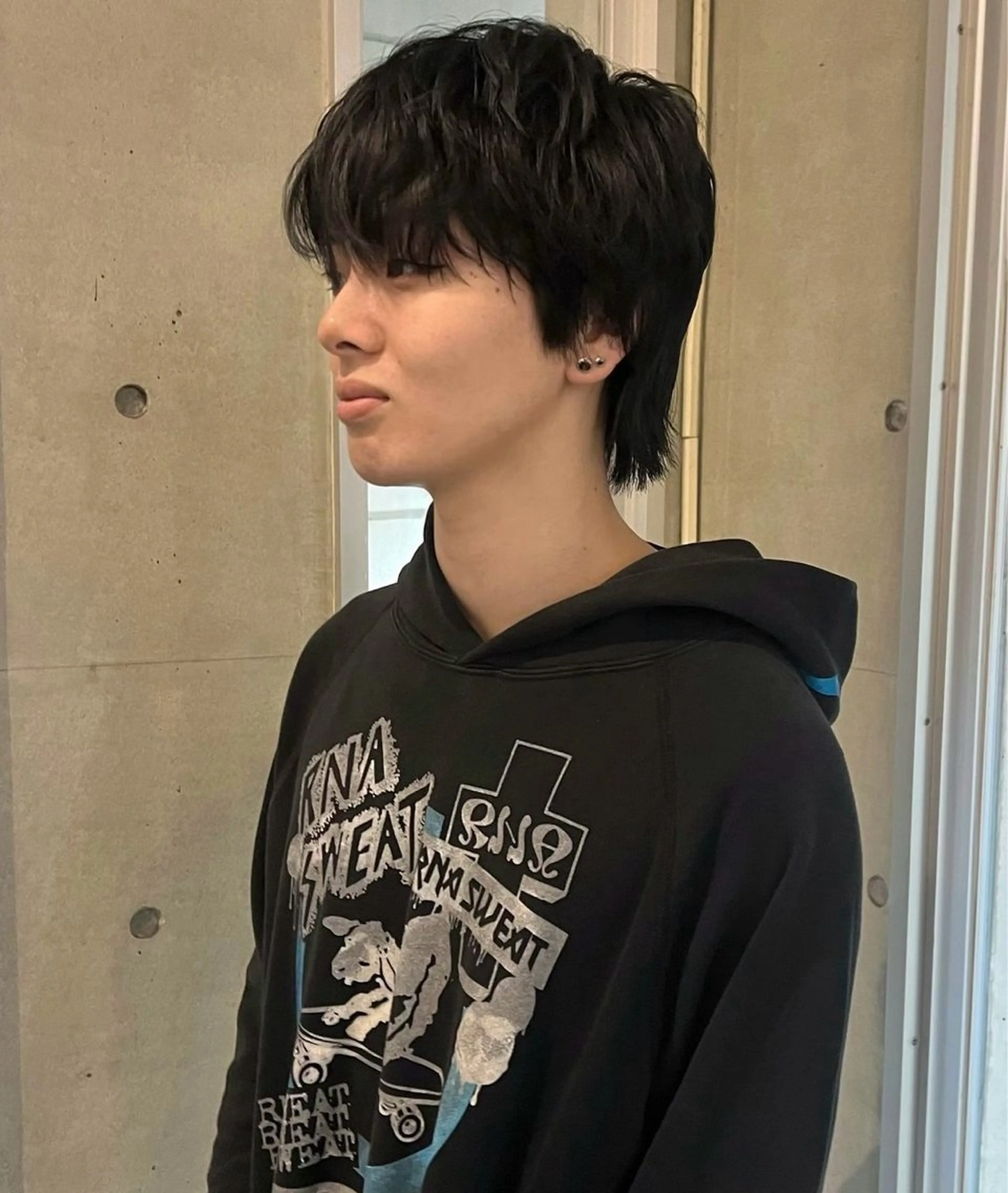 メンズ メンズハイトーン マッシュウルフ マッシュ メンズウルフカット ウルフカット 名古屋美容室 Sopiリナのヘアスタイル