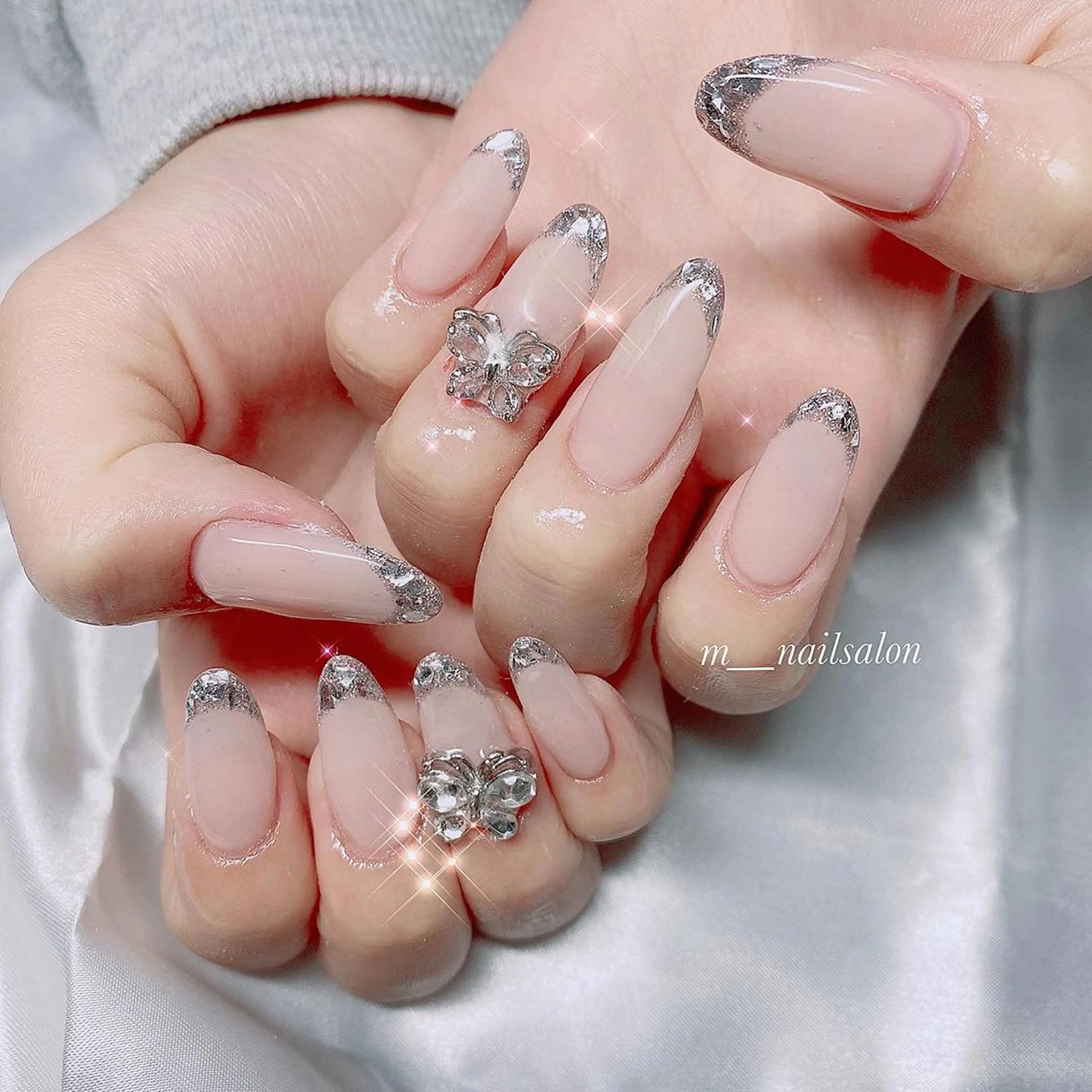 ネイル クリアネイル フラッシュネイル フレンチネイル 韓国ネイル マグネットネイル merci nail所属・merci nailのネイルデザイン