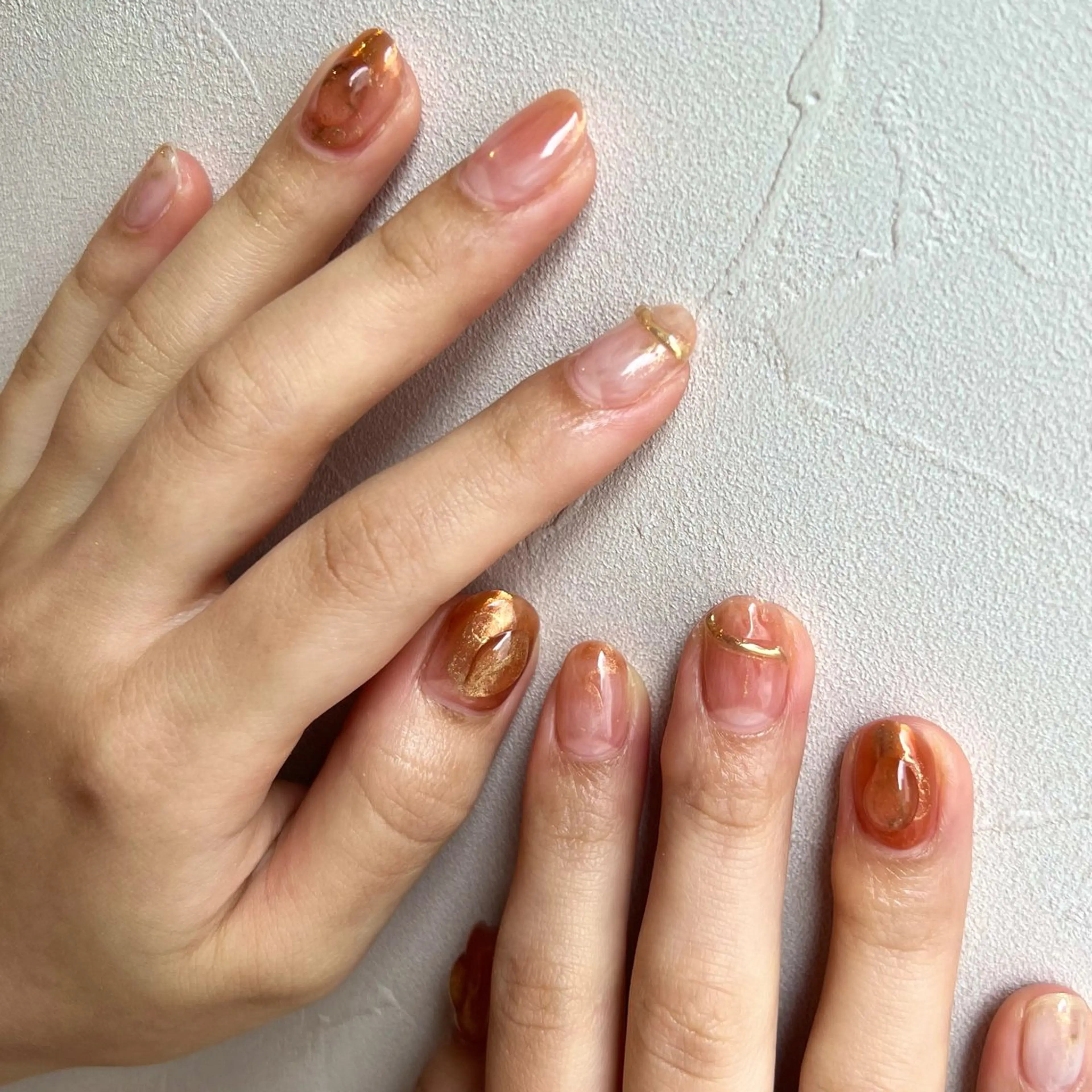 ネイル ブラウン ニュアンスネイル ピンク Yarm As Etel　。のネイルデザイン